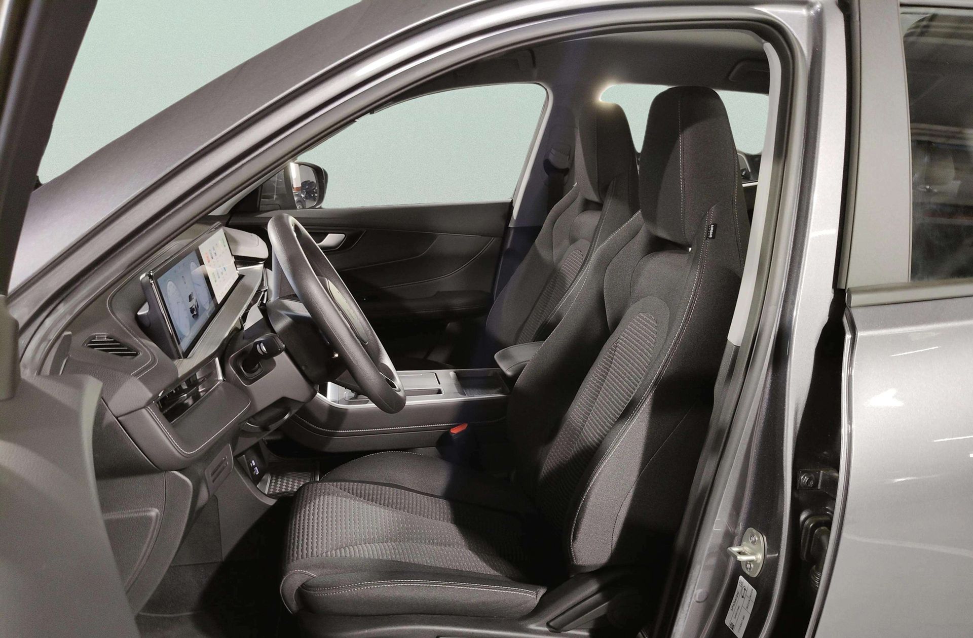 Ebro s400 1.5 DHE HEV Premium CVT - foto 15