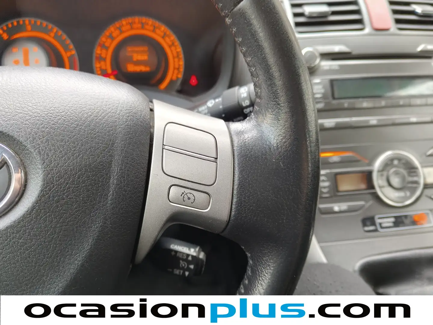 Foto Toyota Auris Toyota Auris 2.0 D-4D Sol (126 CV)