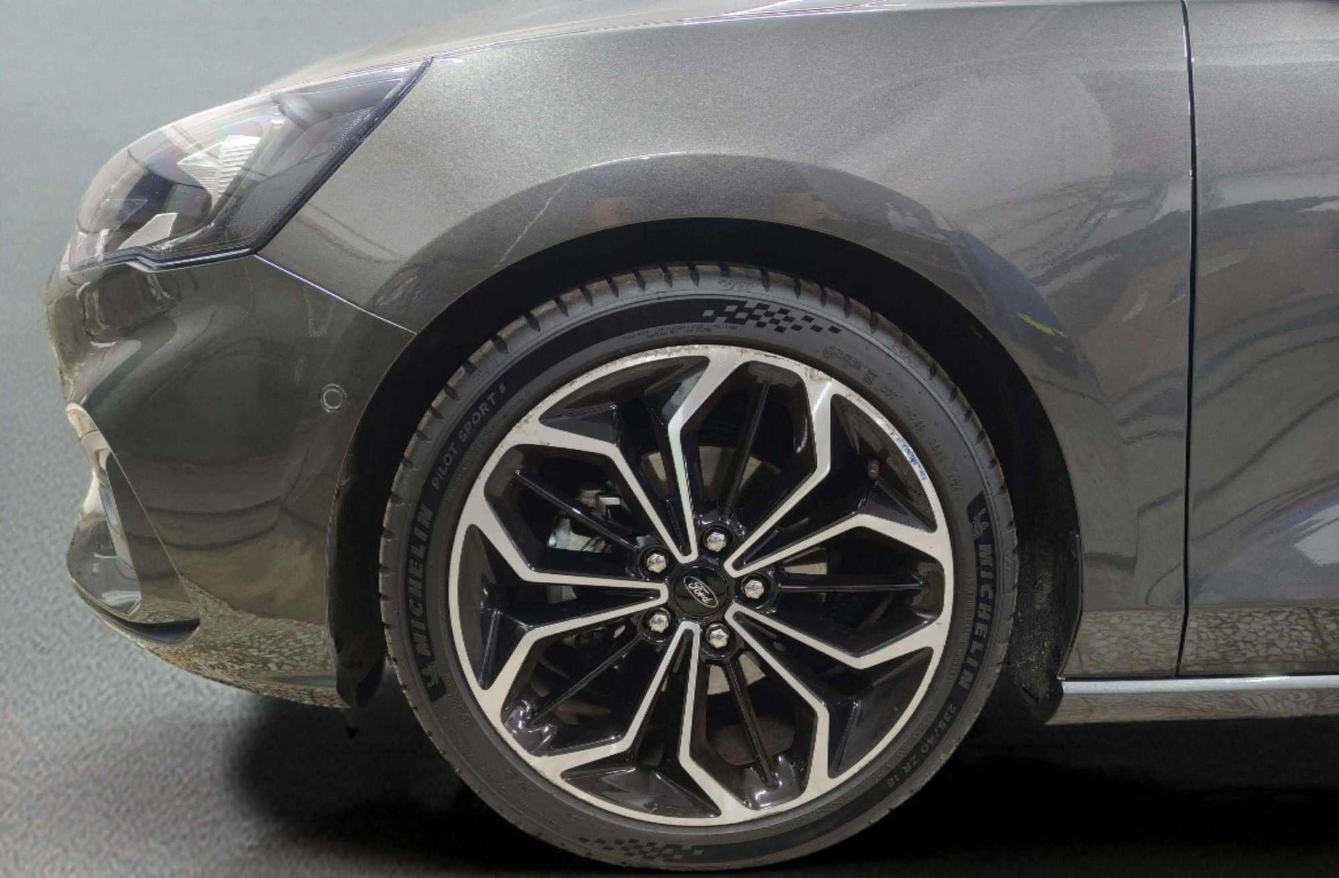 Ford Focus 1.0 EcoBoost MHEV ST-Line - foto 37