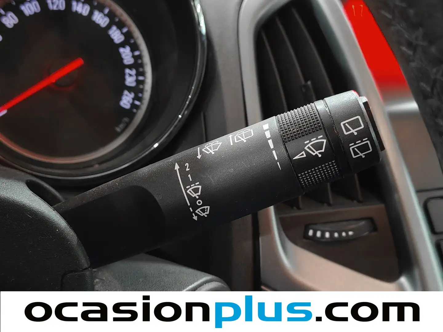 Foto Opel Astra Opel Astra 1.4 Turbo S/S Enjoy GTC (140 CV)