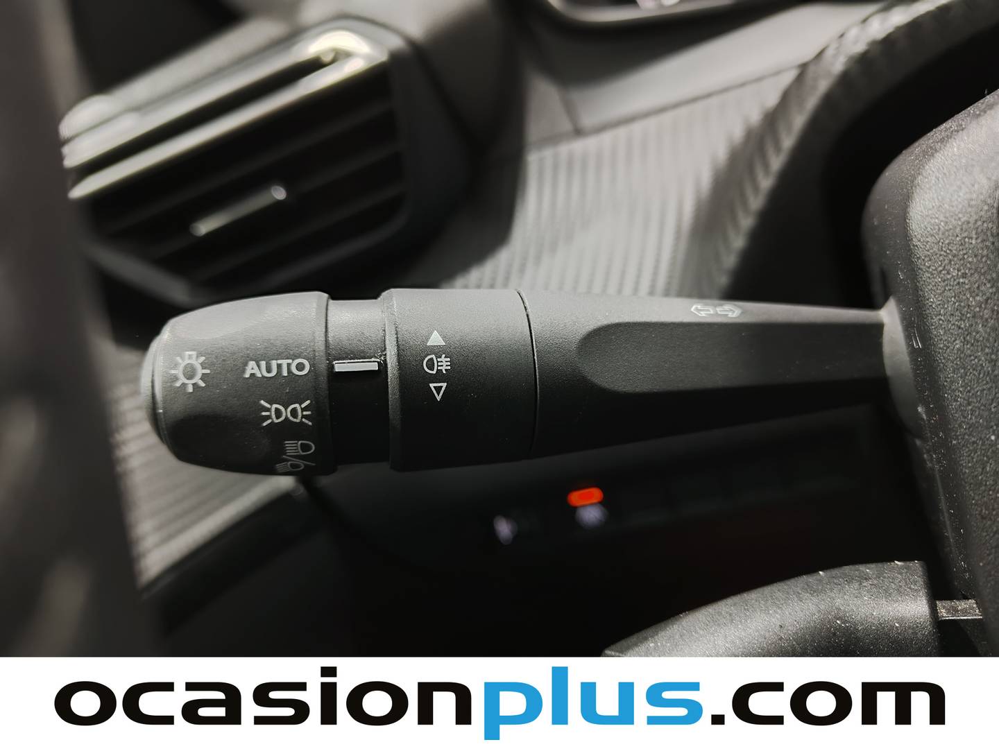 Peugeot 208 Peugeot 208 PureTech 100 Allure (100 CV) manual