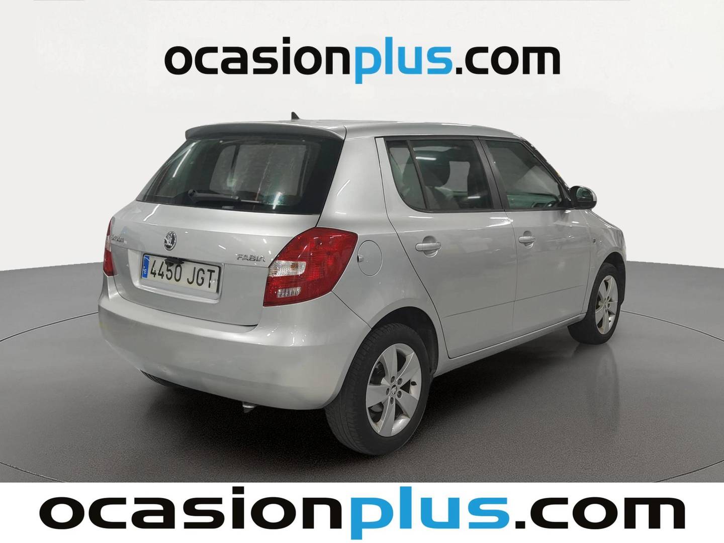 Foto trasera Skoda Fabia Skoda Fabia 1.6 TDI Ambition (75 CV) derecha