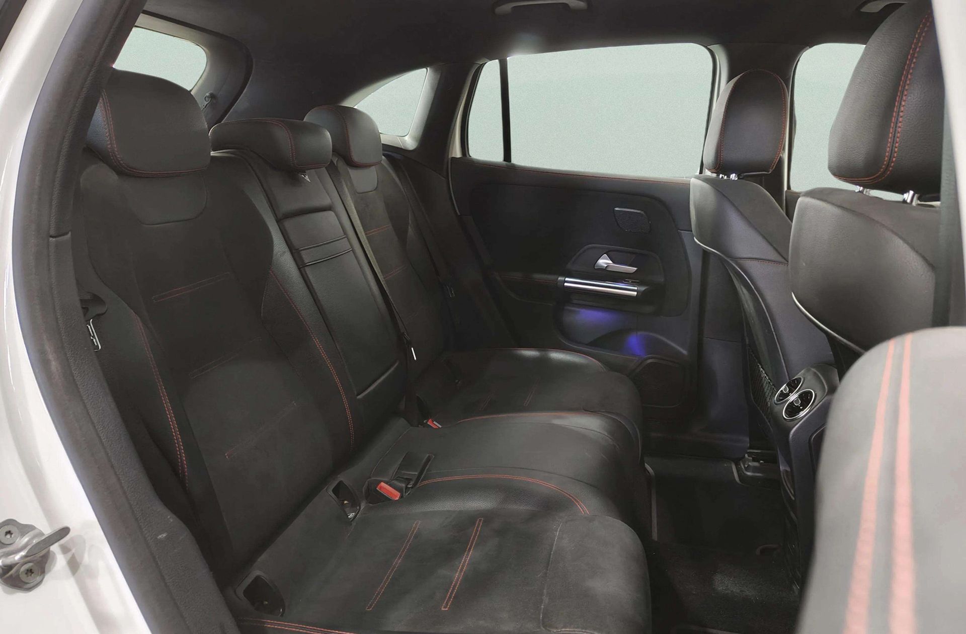 Mercedes-Benz EQA 300 4Matic Pack AMG - foto 20