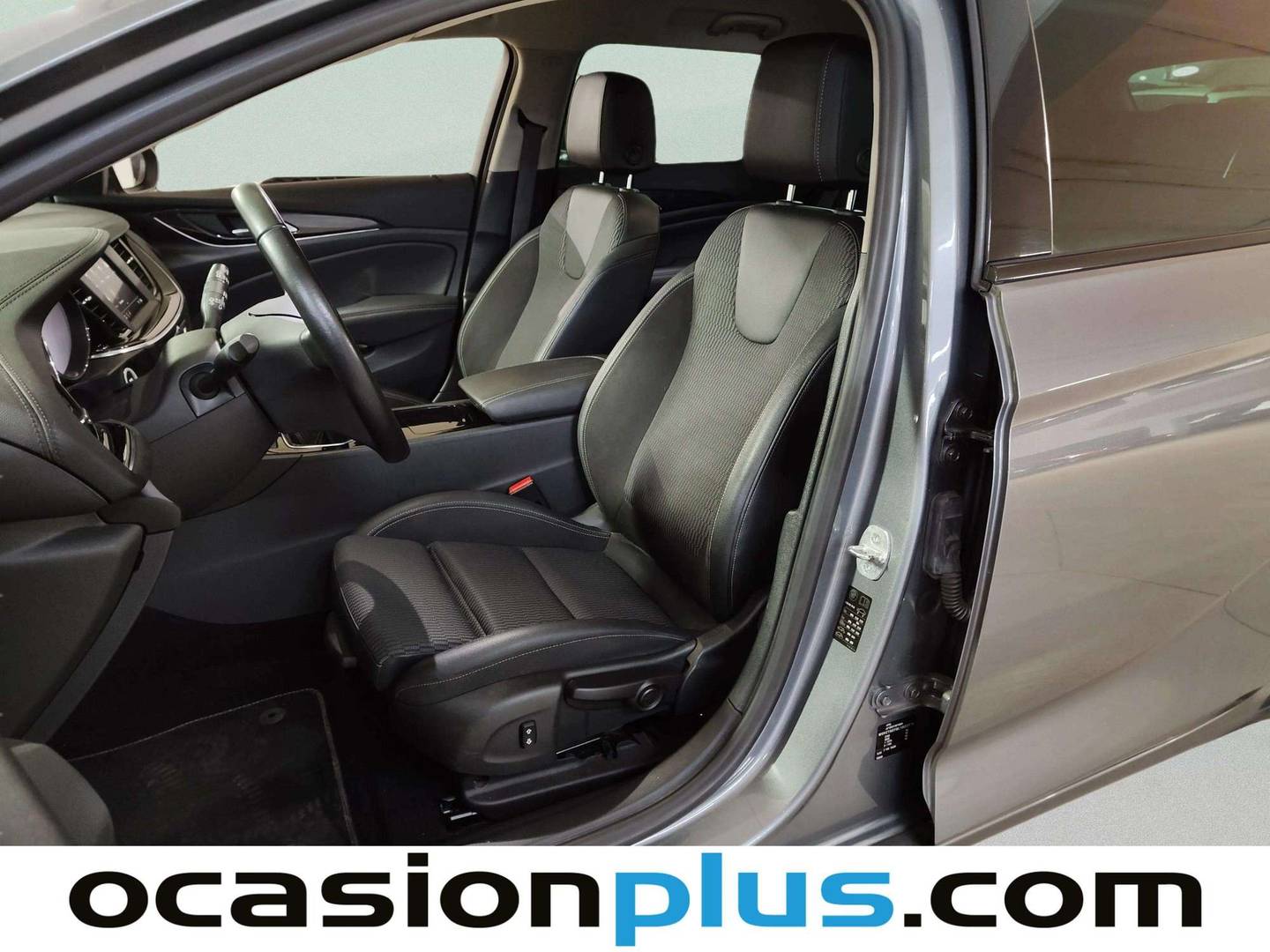 Foto Opel Insignia Opel Insignia 1.6 CDTI Turbo D Innovation (136 CV)