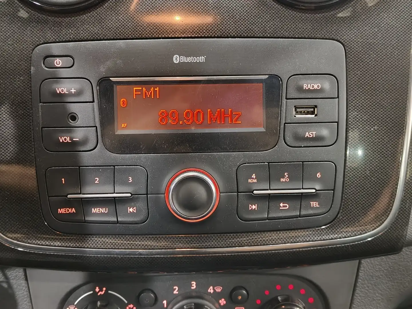 Foto Dacia Sandero Dacia Sandero Ambiance 1.0 (73 CV)