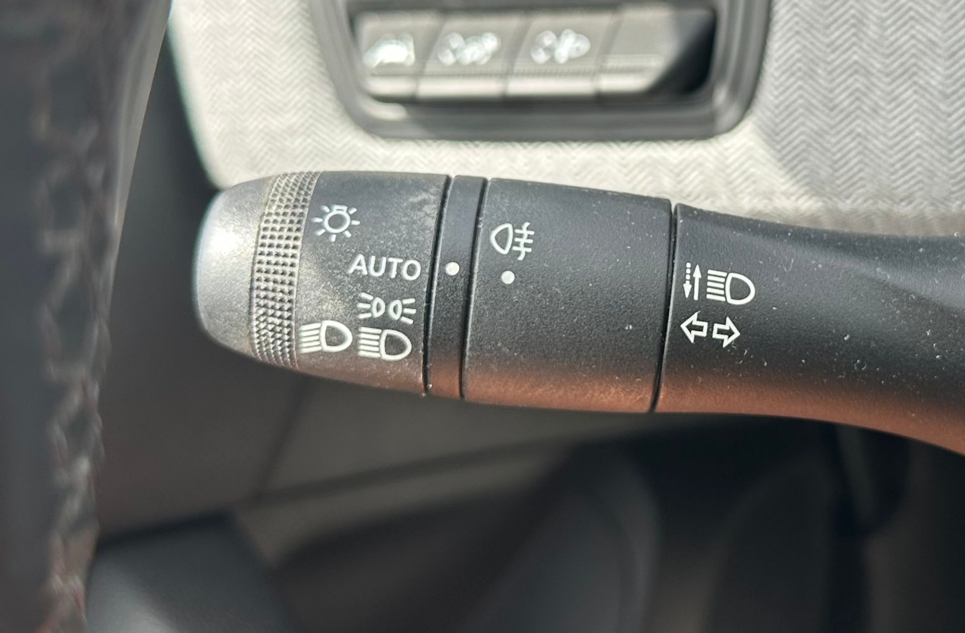 Renault Clio Techno TCe - foto 23
