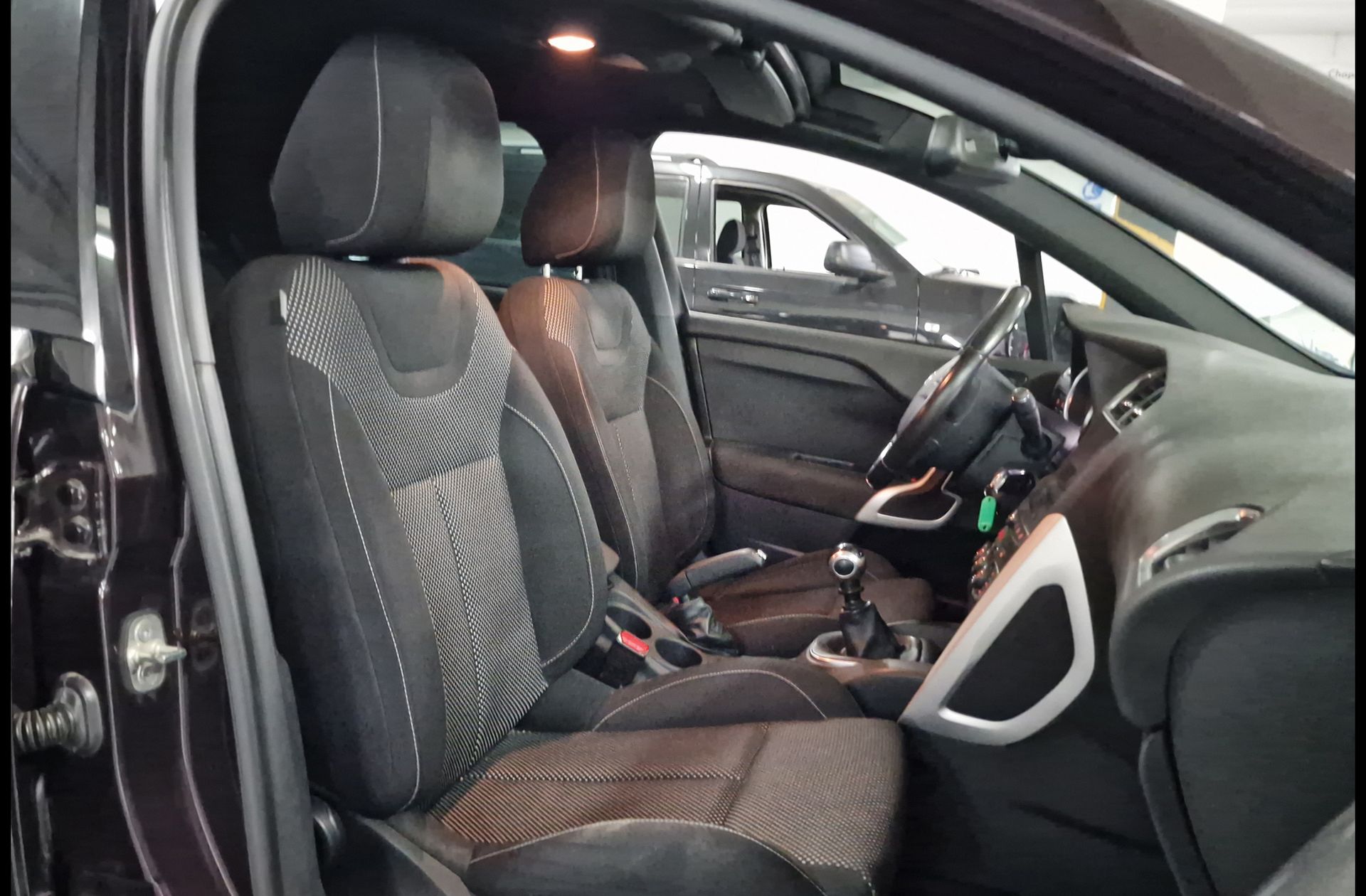 DS 4 PureTech 130 Design - foto 15