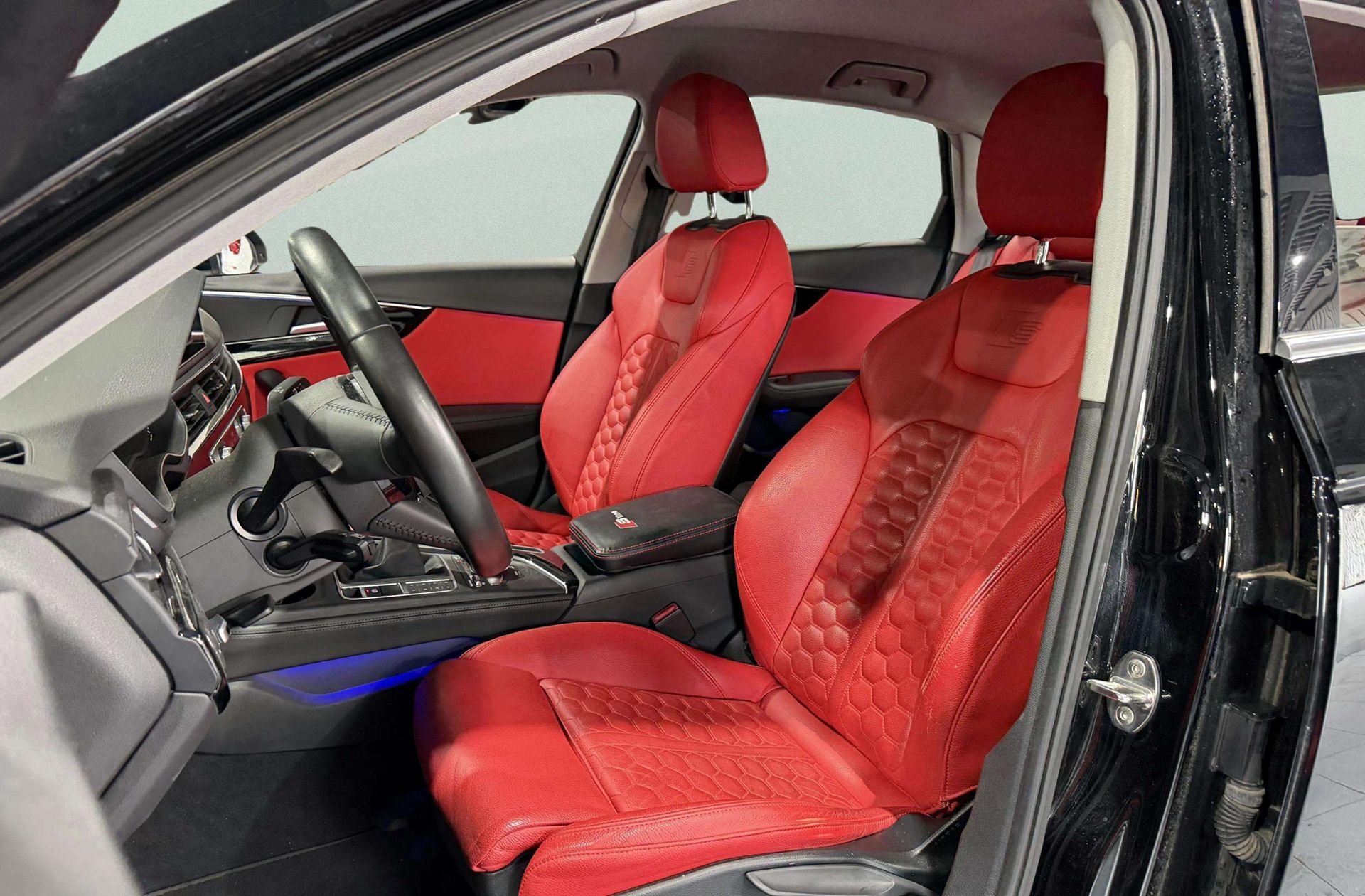 Audi A4 S line edition 2.0 TDI - foto 11