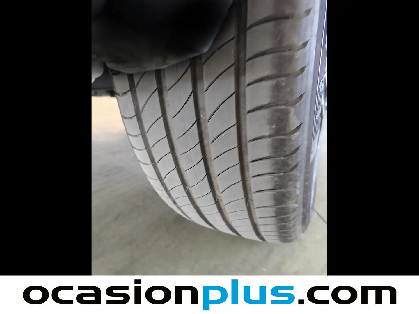 Foto Peugeot 5008 Hybrid Peugeot 5008 Hybrid 1.2 Allure eDCS6 (136 CV)