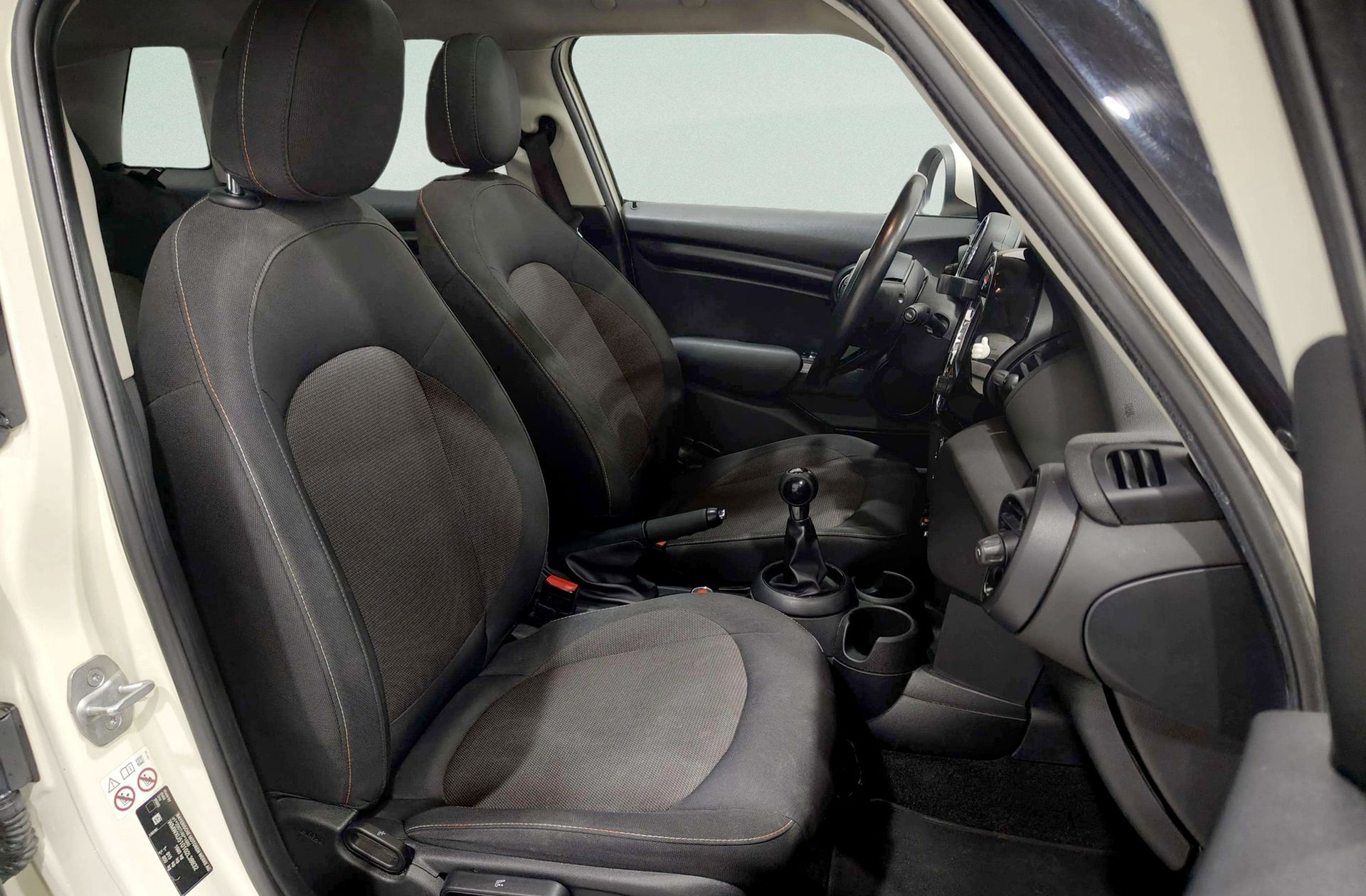 MINI Cooper One - foto 17