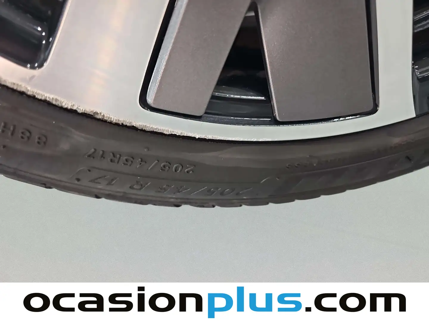 Foto Peugeot 208 Peugeot 208 PureTech 100 S&S GT Line  (100 CV)