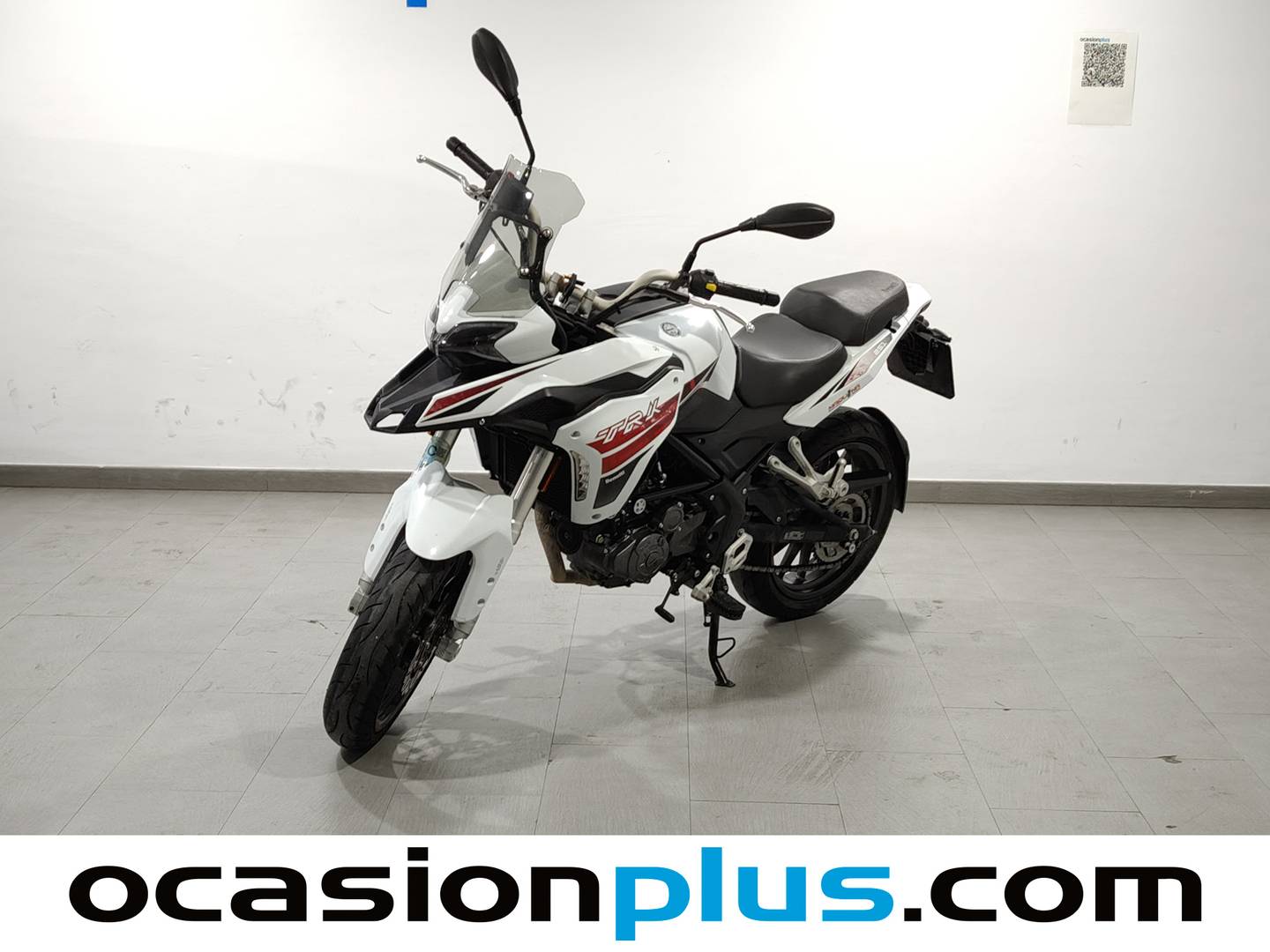 Foto Benelli TRK 251 Benelli TRK 251 (26 CV)