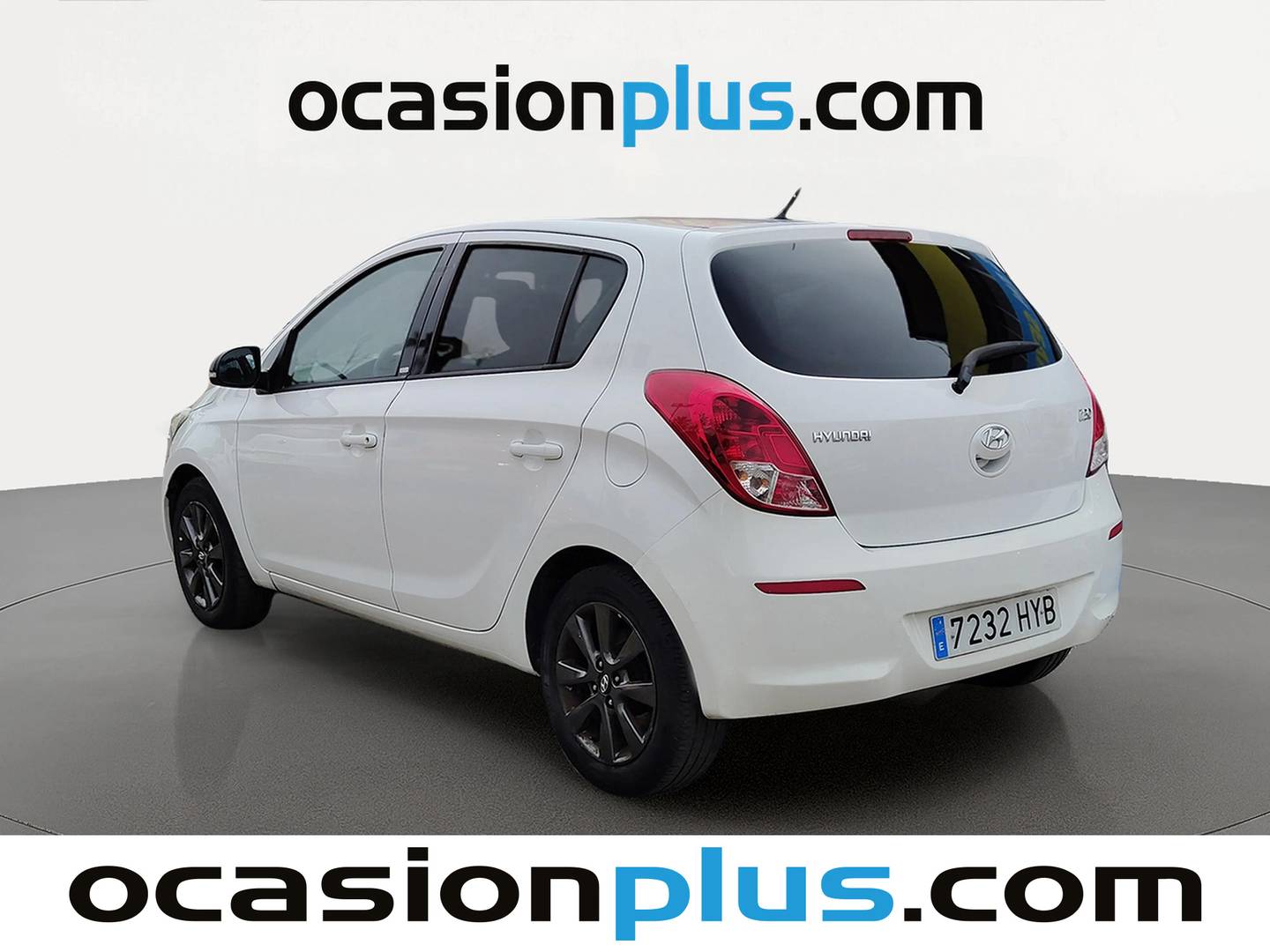 Foto trasera Hyundai i20 Hyundai i20 1.2 MPI Go! (85 CV) izquierda