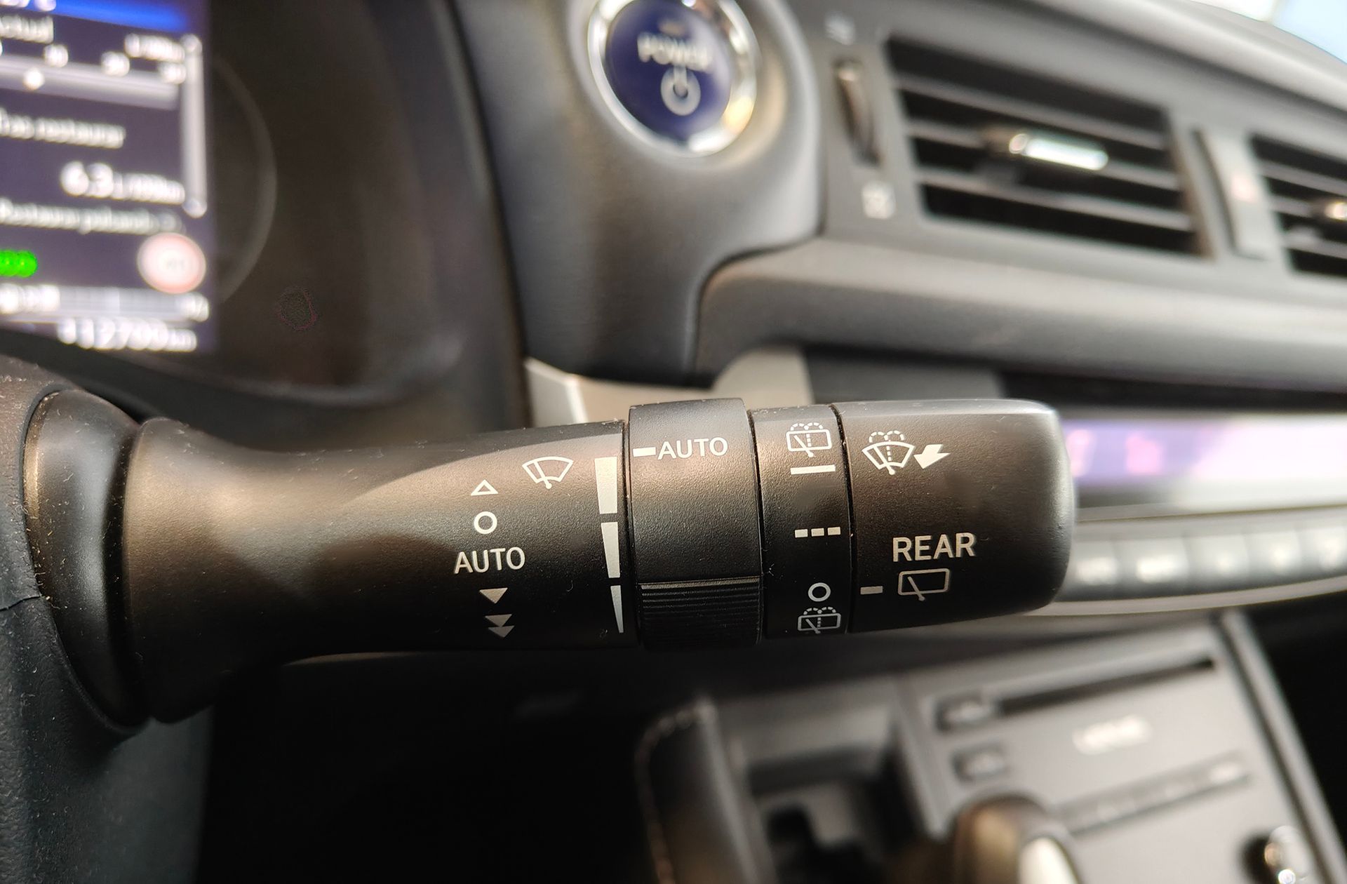 Lexus CT 200h Executive - foto 29