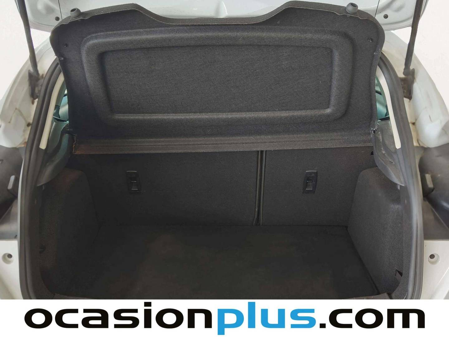 Fotos maletero Ford Focus Ford Focus 1.0 Ecoboost S&S Titanium (125 CV)