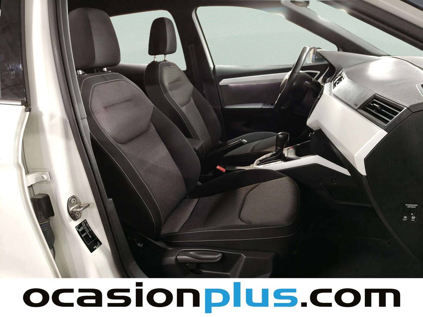 Foto Seat Arona SEAT Arona 1.0 TSI Ecomotive S&S Xcellence DSG (115 CV)