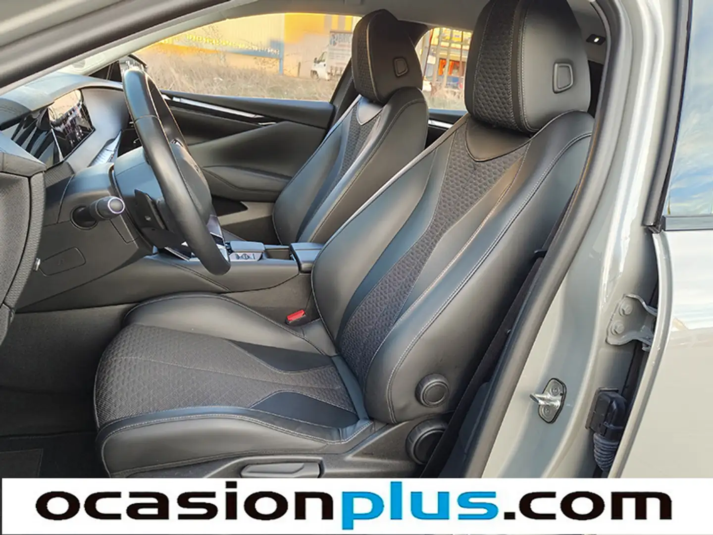 Foto DS DS 4 DS DS4 BlueHDi 130 Trocadero Auto (130 CV)