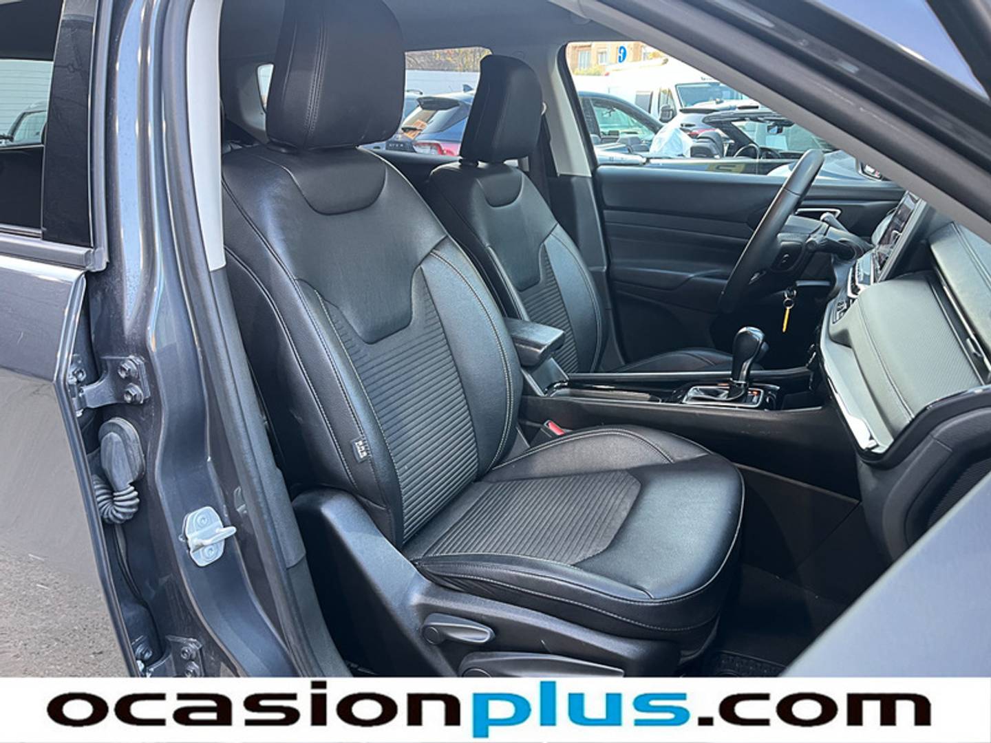 Foto Jeep Compass Jeep Compass 1.5 MHEV Night Eagle DCT (130 CV)