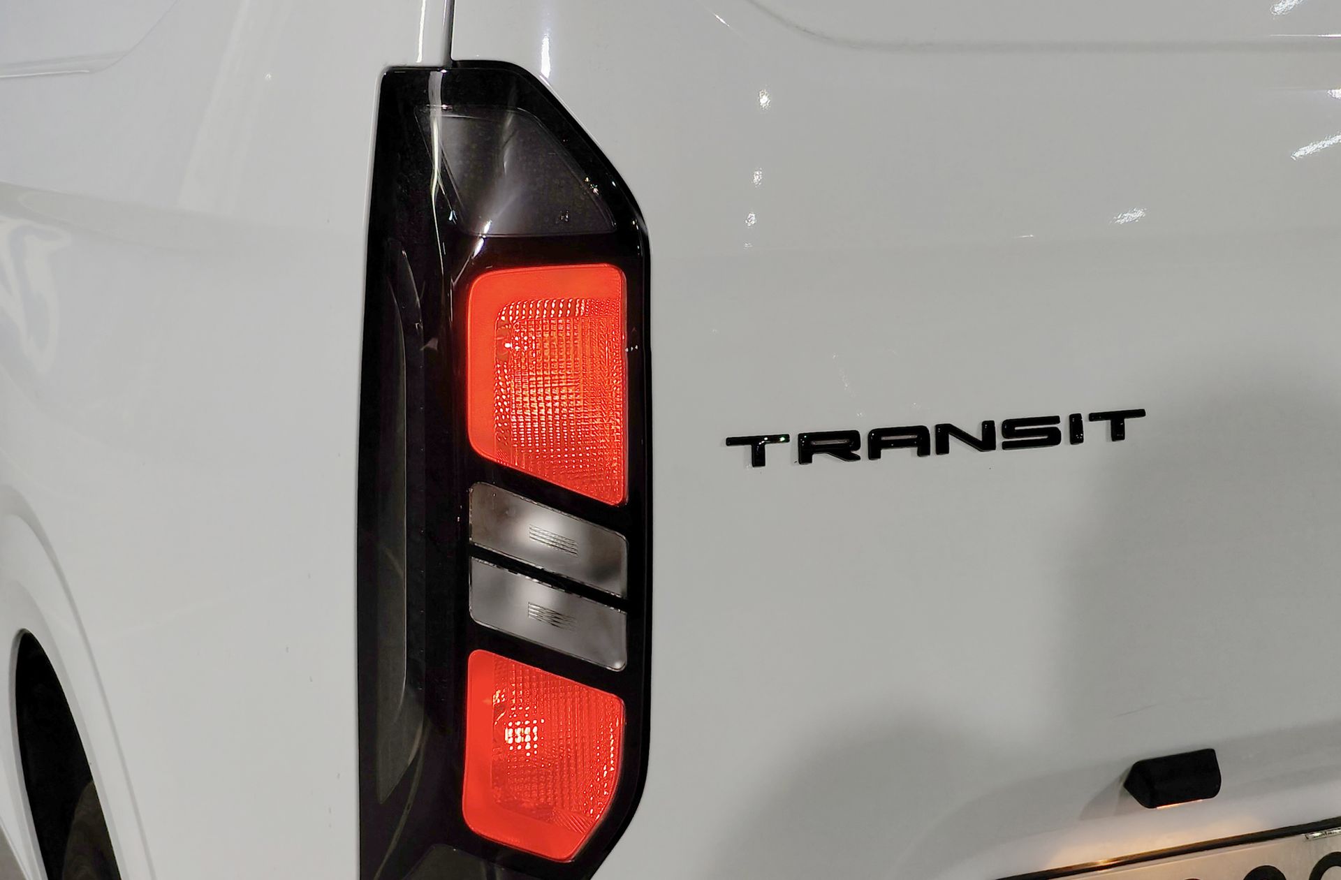 Ford Transit Custom 2.5 Duratec PHEV 320 L1 Trend - foto 18