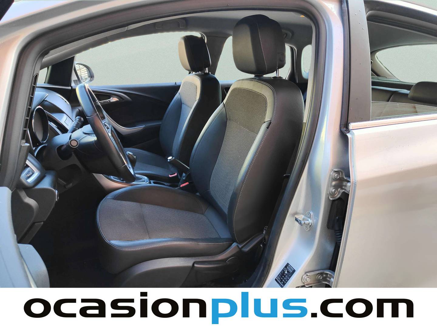 Foto asientos delanteros Opel Astra Opel Astra 1.4 Turbo Excellence  (140 CV)