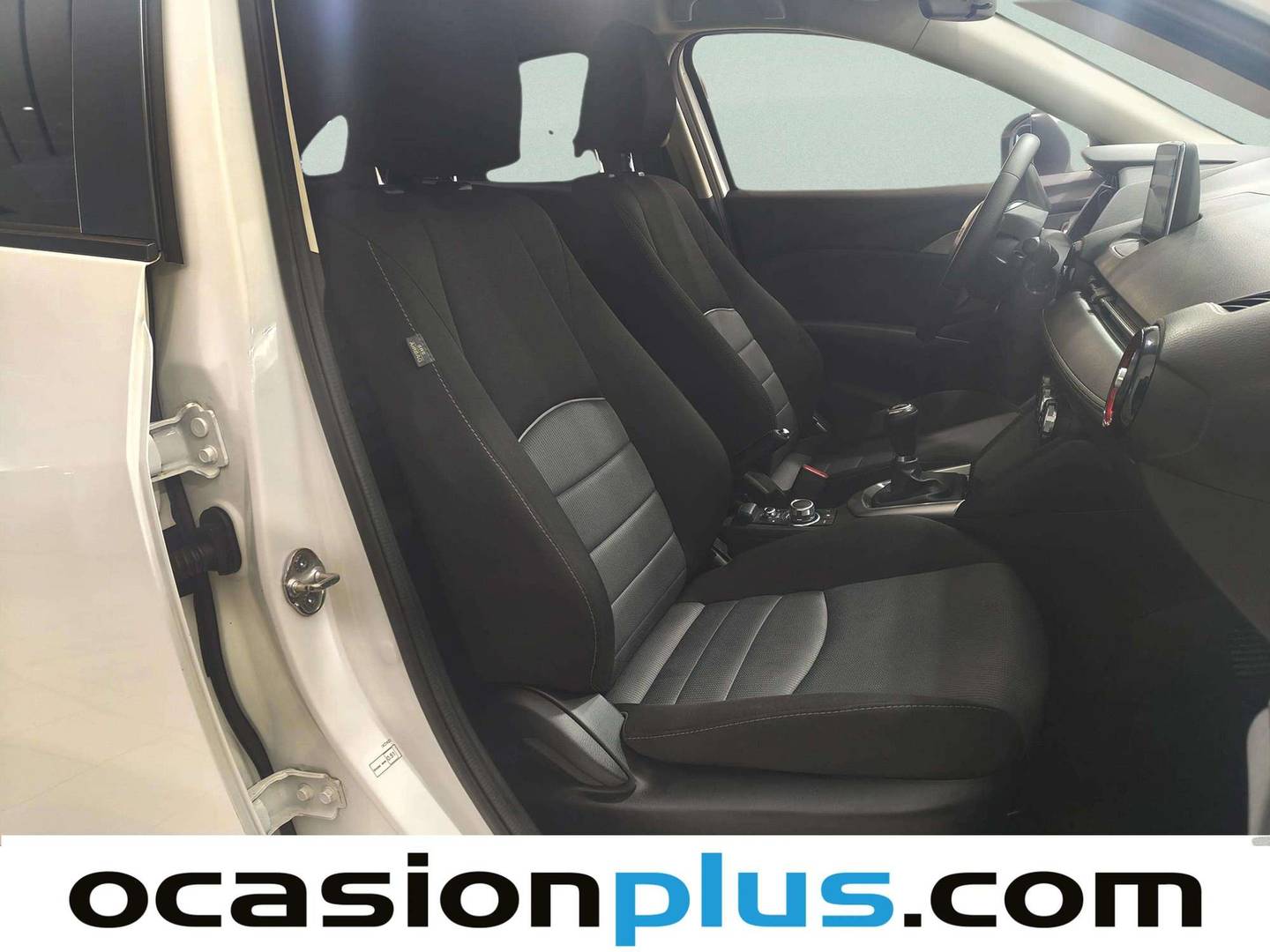 Foto Mazda CX-3 Mazda CX-3 1.5 SKYACTIV DE Style Nav 2WD (105 CV)