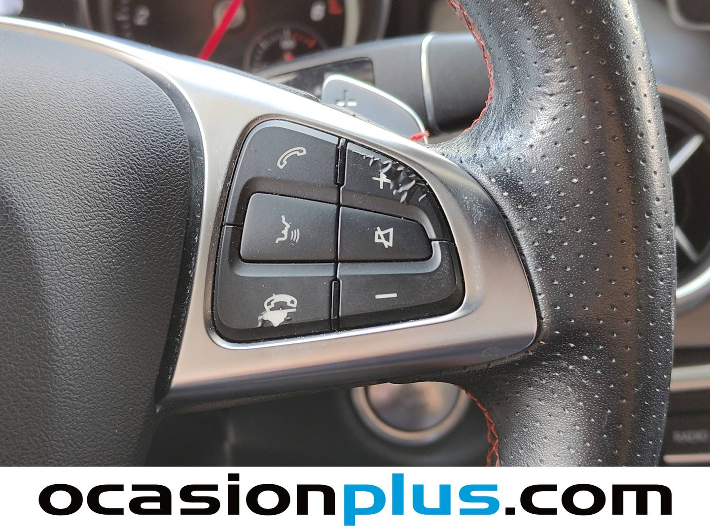 Foto Mercedes GLA Mercedes-Benz GLA GLA 200 d (136 CV) Pack AMG