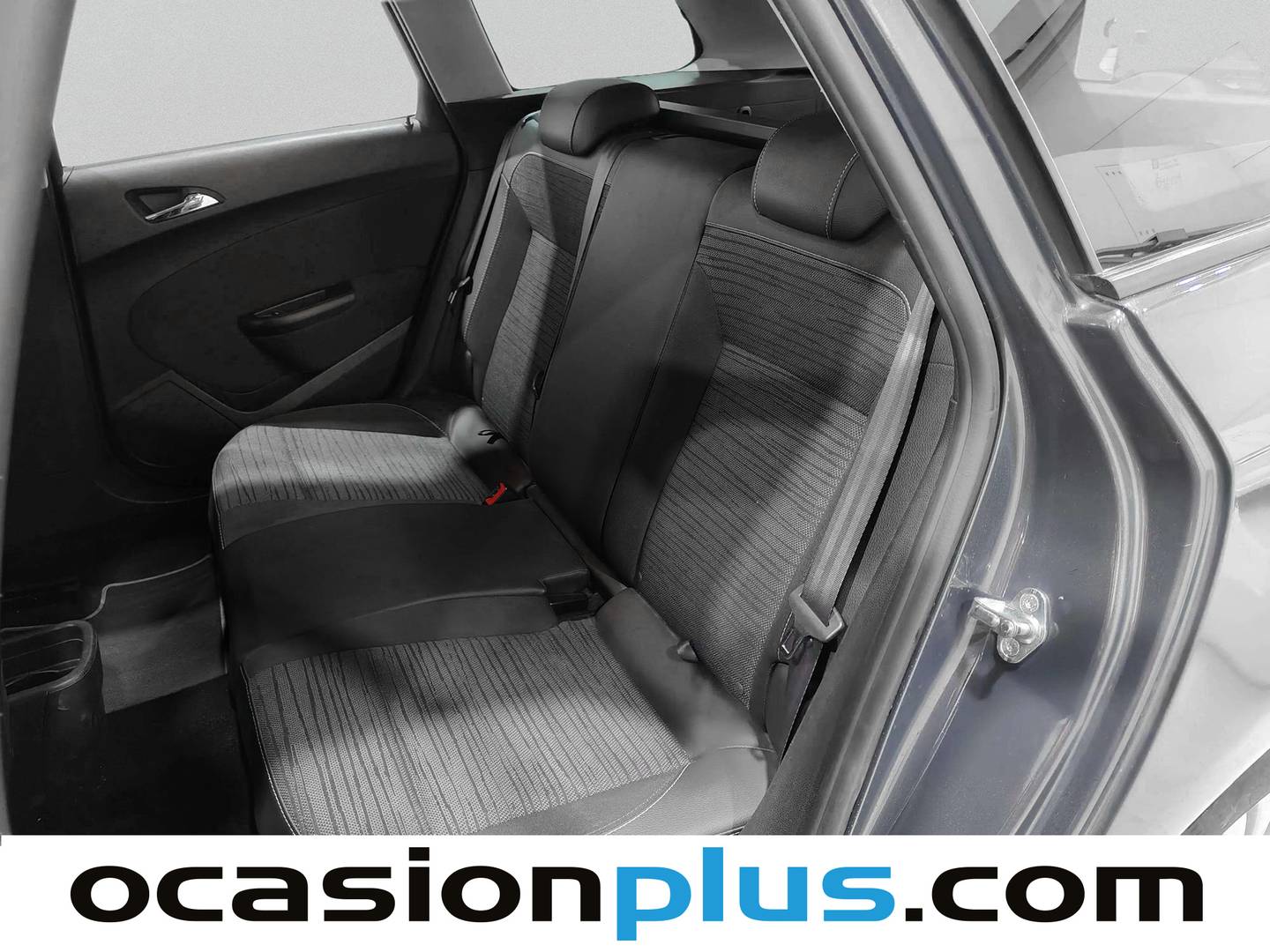 Foto asientos traseros Opel Astra Opel Astra Sports Tourer 1.6 CDTI S&S Selective (136 CV)