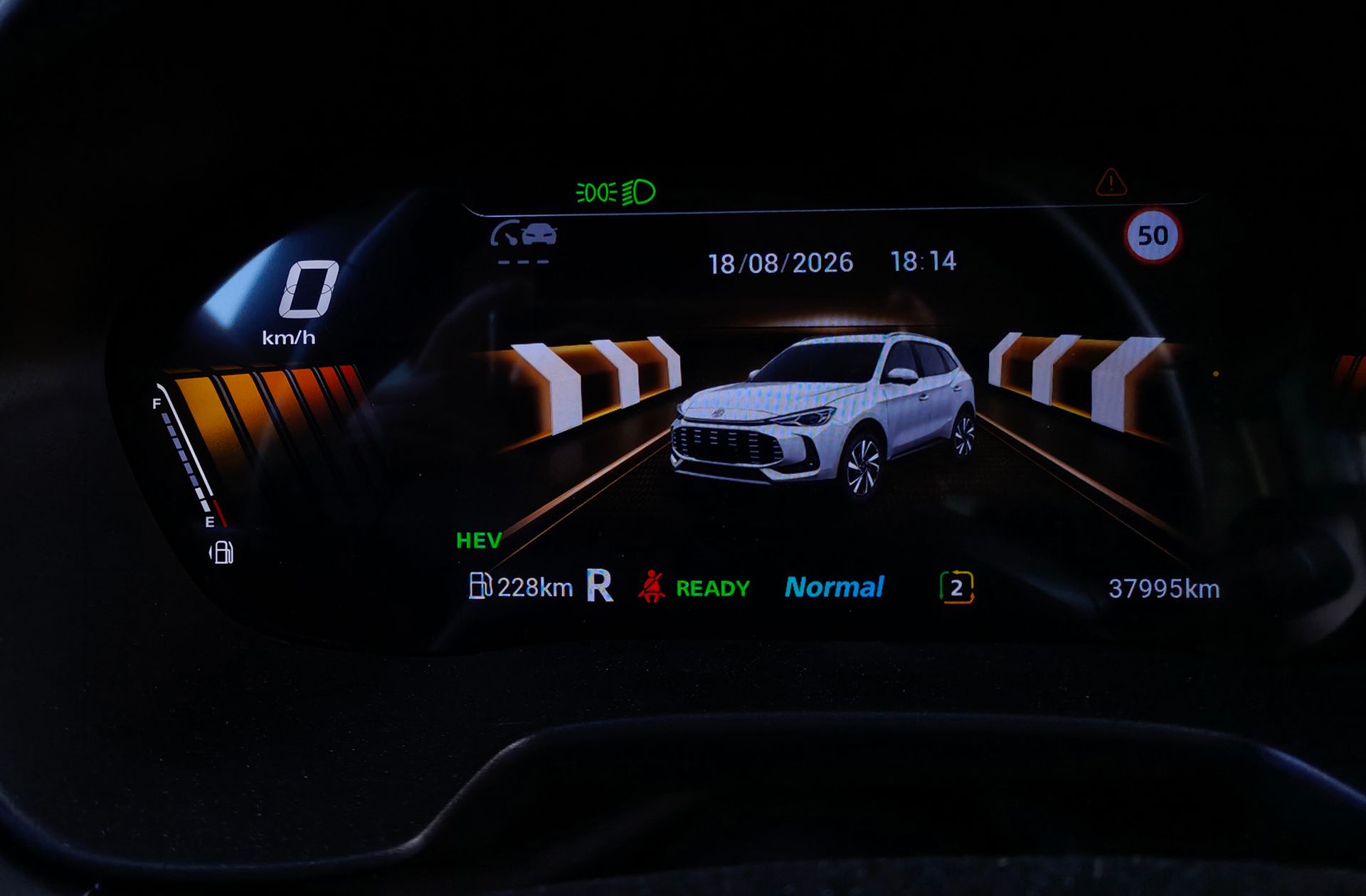 MG ZS 1.5 Hybrid+ Luxury - foto 21