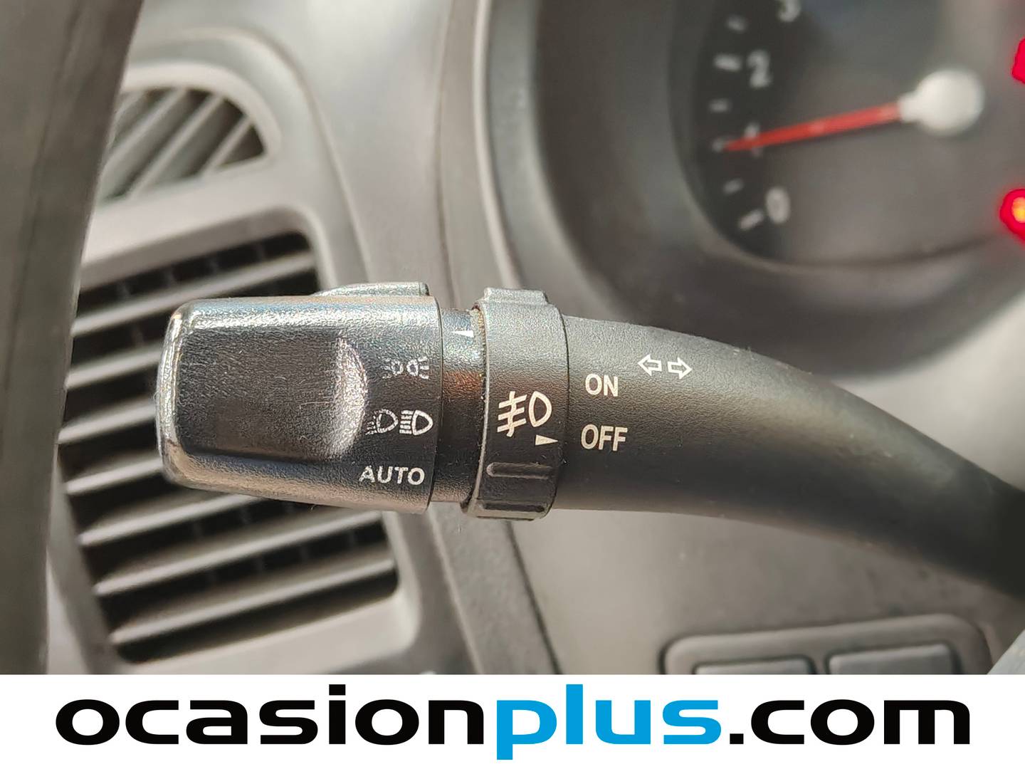 Equipamiento del KIA Carnival Kia Carnival 2.9 CRDi VGT EX (185 CV)