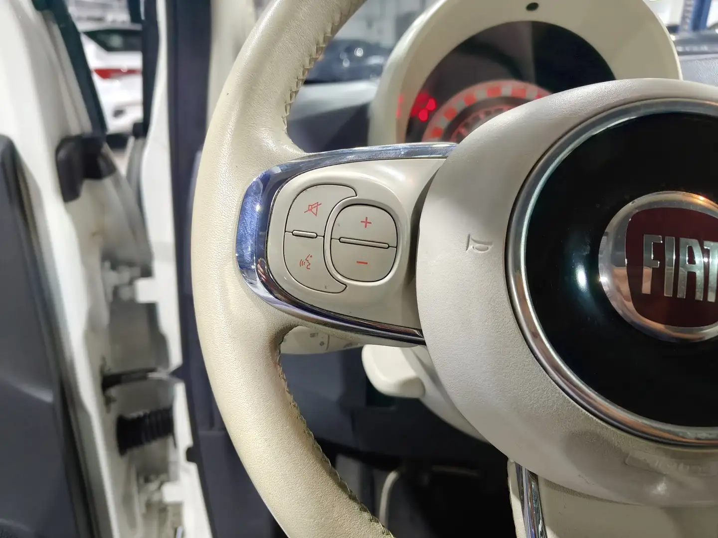 Foto Fiat 500 Fiat 500 1.2 GLP Lounge (69 CV)