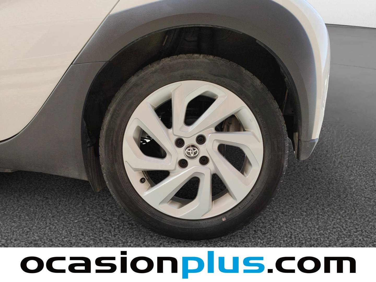 Foto Toyota Aygo X Cross Toyota Aygo X Cross 1.0 VVT-I Play (72 CV)