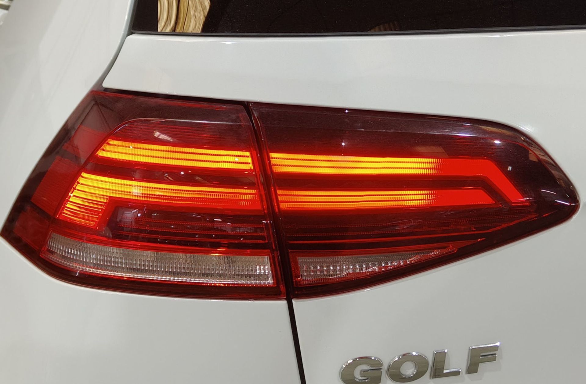 Volkswagen Golf Advance 1.6 TDI - foto 15