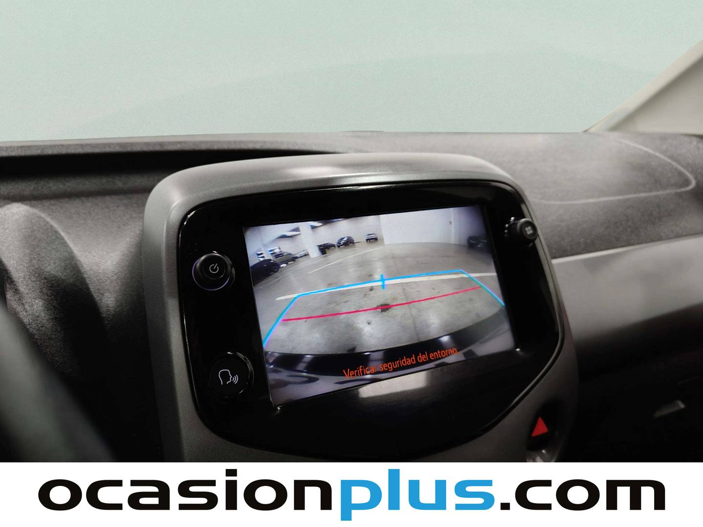 Foto Toyota Aygo Toyota Aygo 1.0 70 x-play (72 CV)