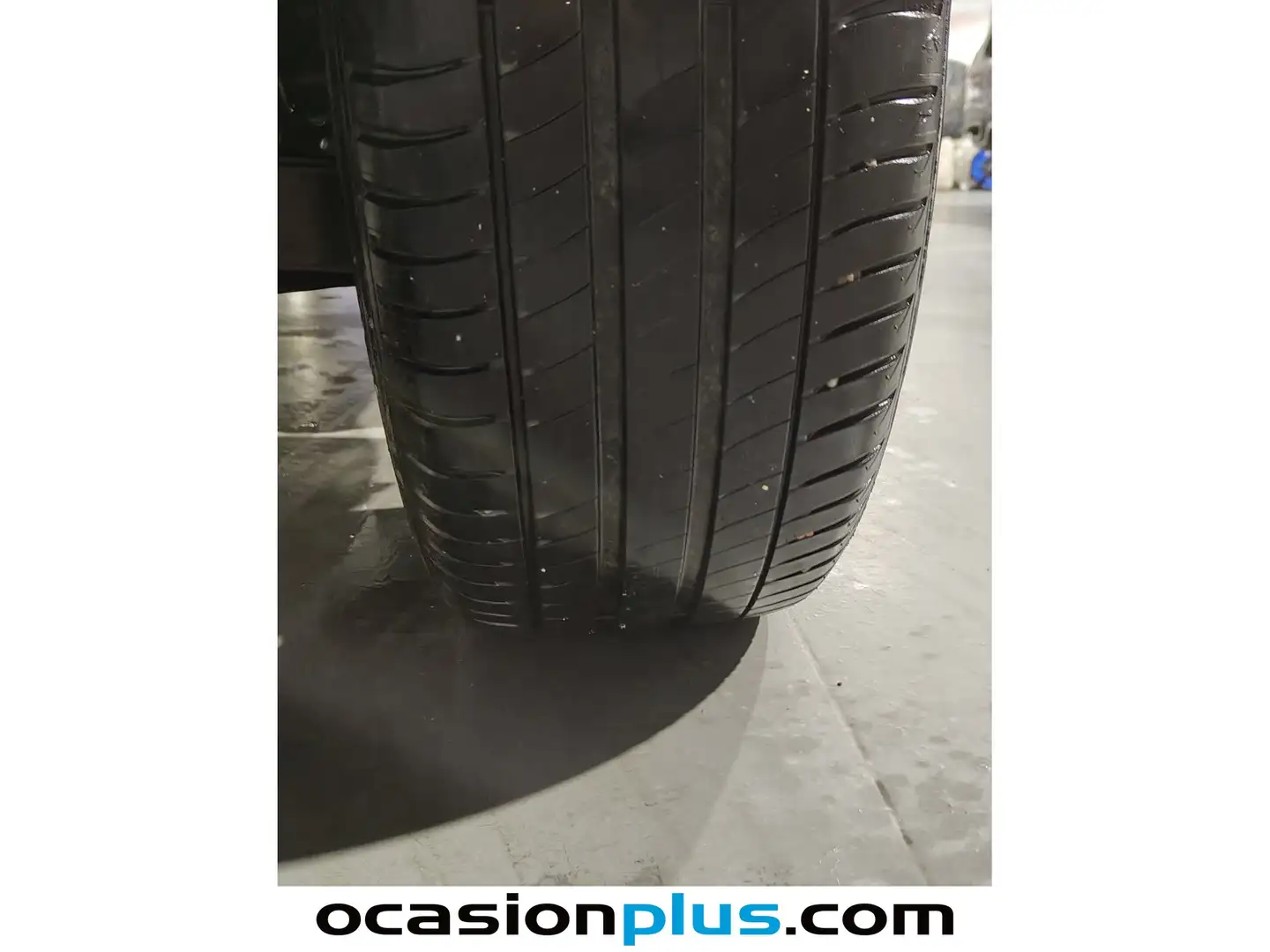 Foto Toyota C-HR Toyota C-HR 1.8 125H Active (122 CV)