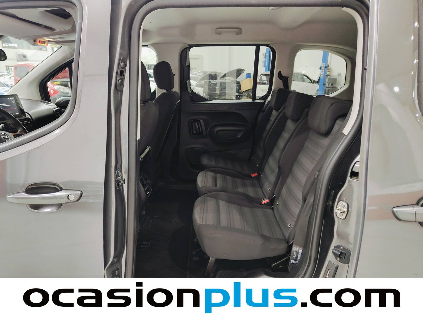 Foto asientos traseros Opel Combo Life Opel Combo Life 1.5 TD S&S Innovation L (131 CV)