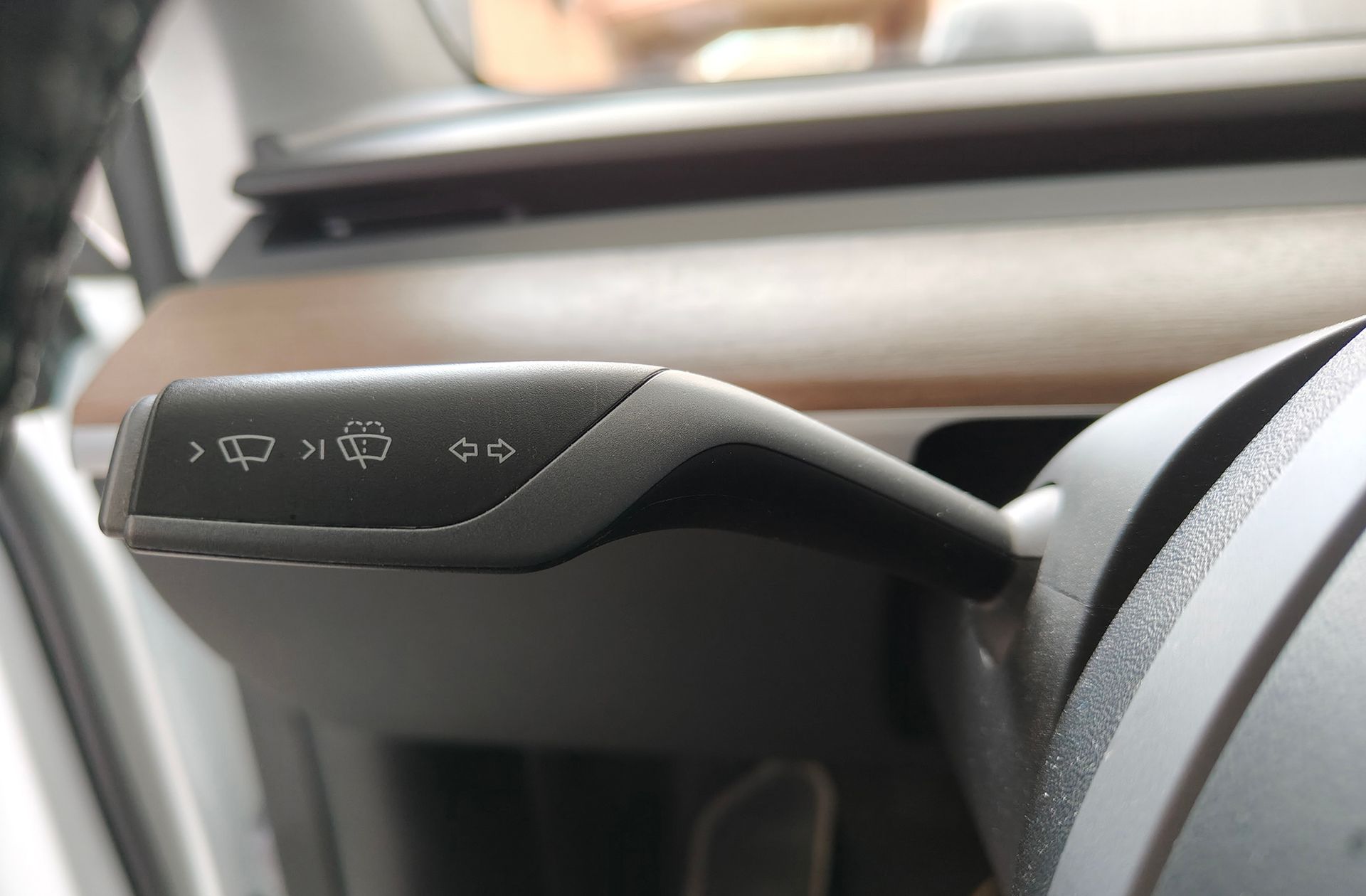 Tesla Model Y Gran Autonomía 4WD - foto 30