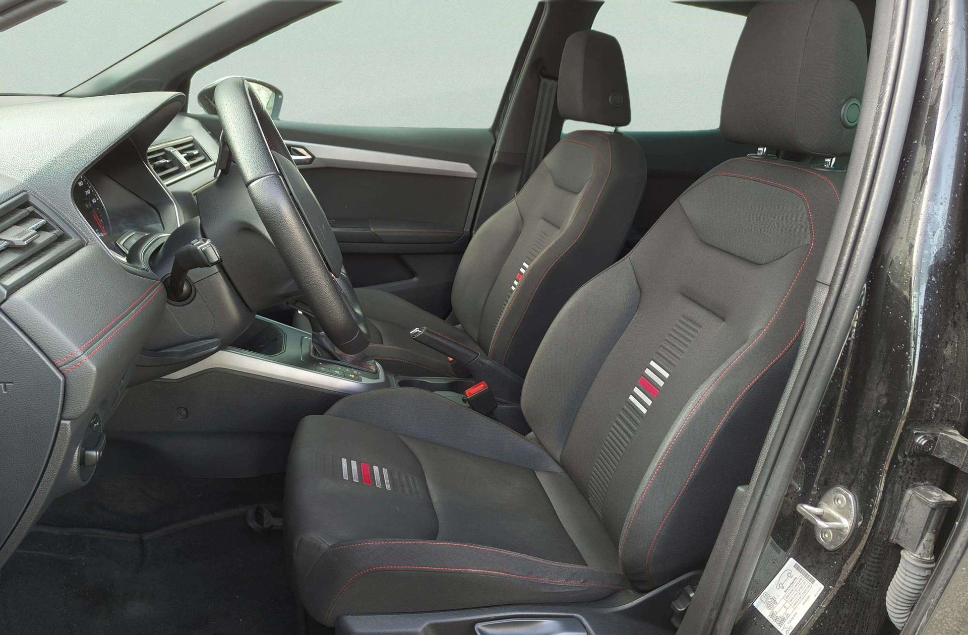SEAT Arona 1.0 TSI Ecomotive FR DSG - foto 17