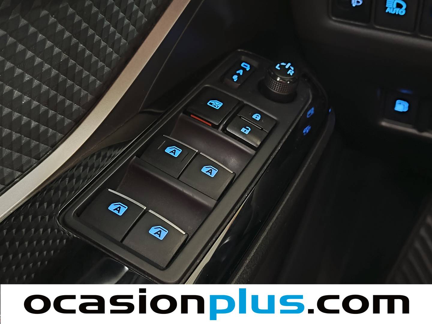 Toyota C-HR Toyota C-HR 1.8 125H Advance (122 CV) de ocasión