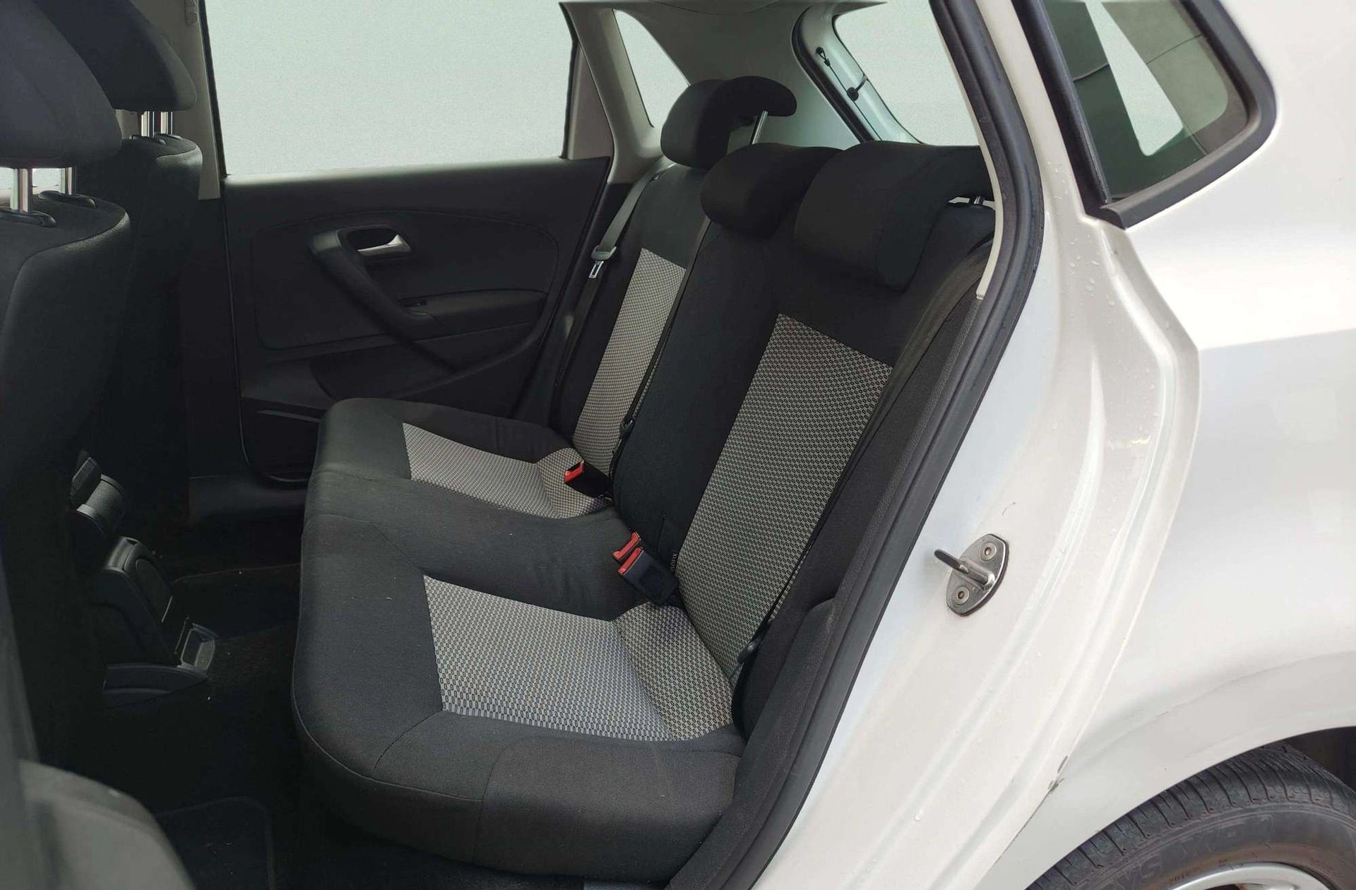 Volkswagen Polo Advance 1.2 TSI DSG - foto 9