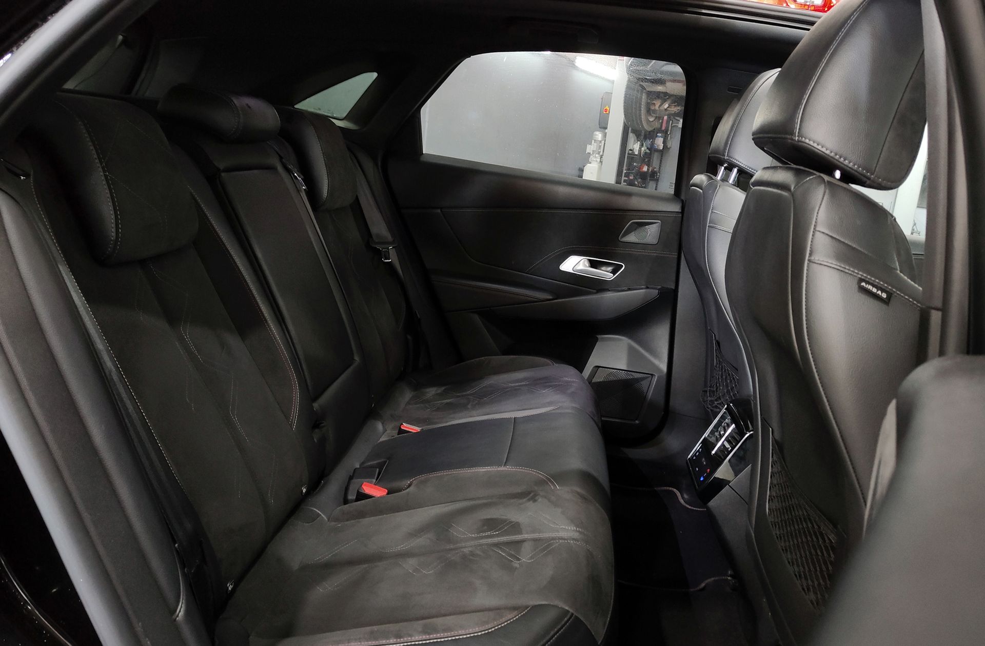 DS DS 7 Crossback E-Tense 300 Performance Line+ 4WD - foto 21