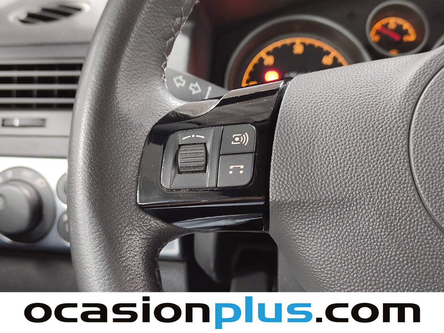 Opel Astra Opel Astra 1.7 CDTI Sedan Edition (100 CV) de segunda mano