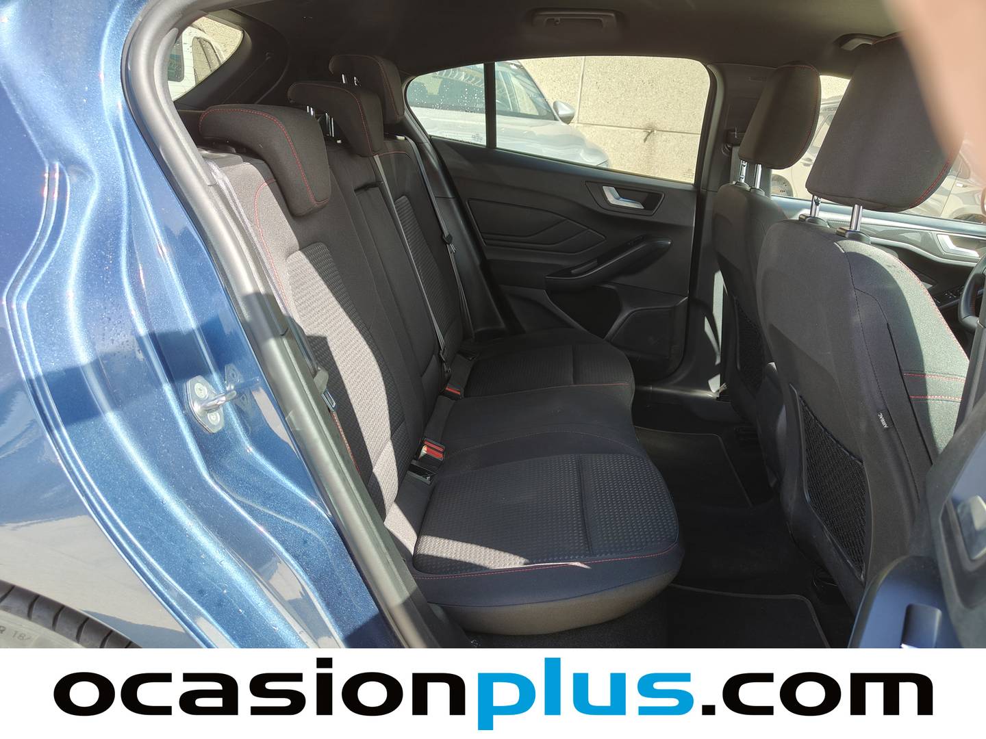Foto asientos traseros Ford Focus Ford Focus 1.0 Ecoboost MHEV ST-Line X (125 CV)