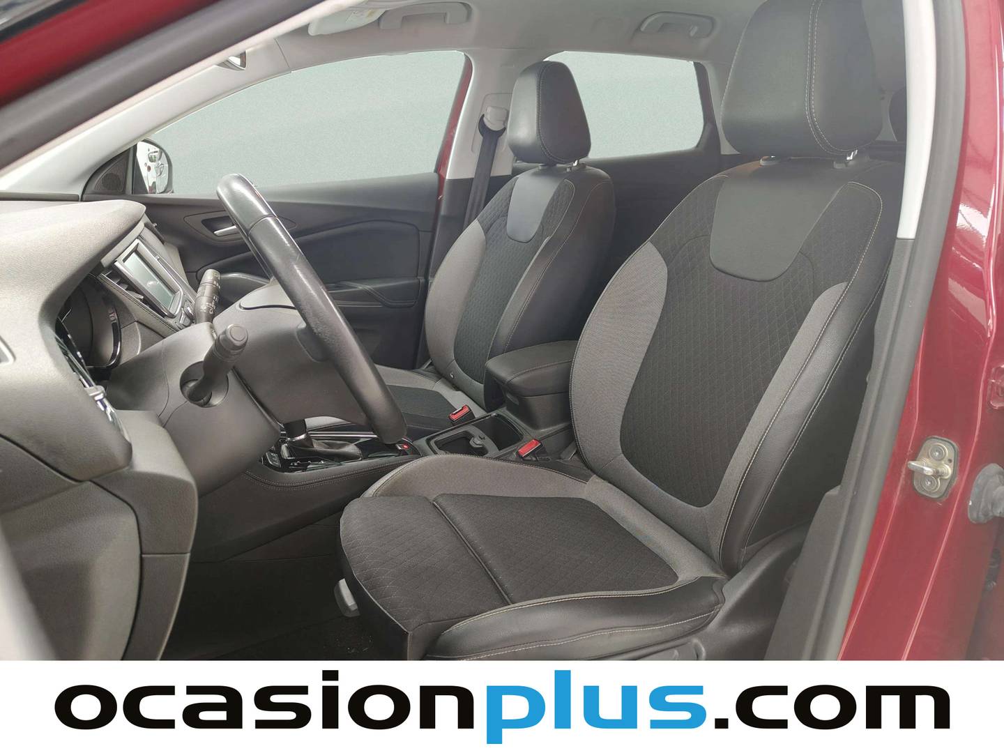 Foto asientos delanteros Opel Grandland X Opel Grandland X 1.2 Turbo 120 Aniversario Auto (130 CV)
