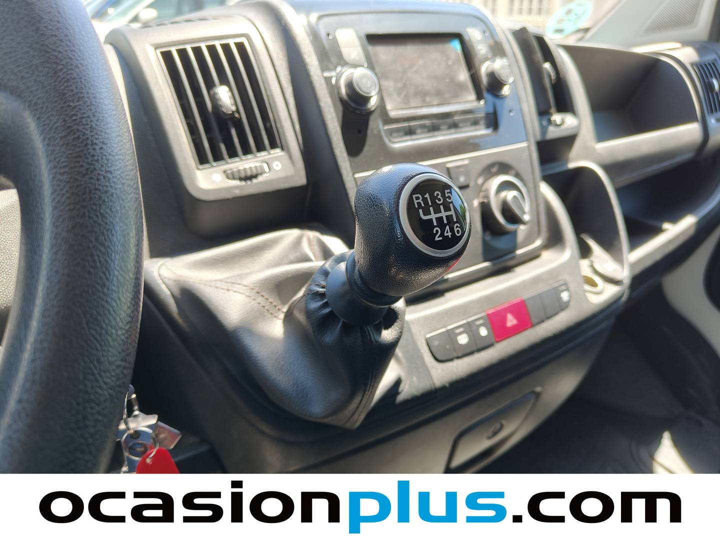 Peugeot Boxer Peugeot Boxer Furgon BlueHDi 140 S&S 335 L3H2 (140 CV) de segunda mano