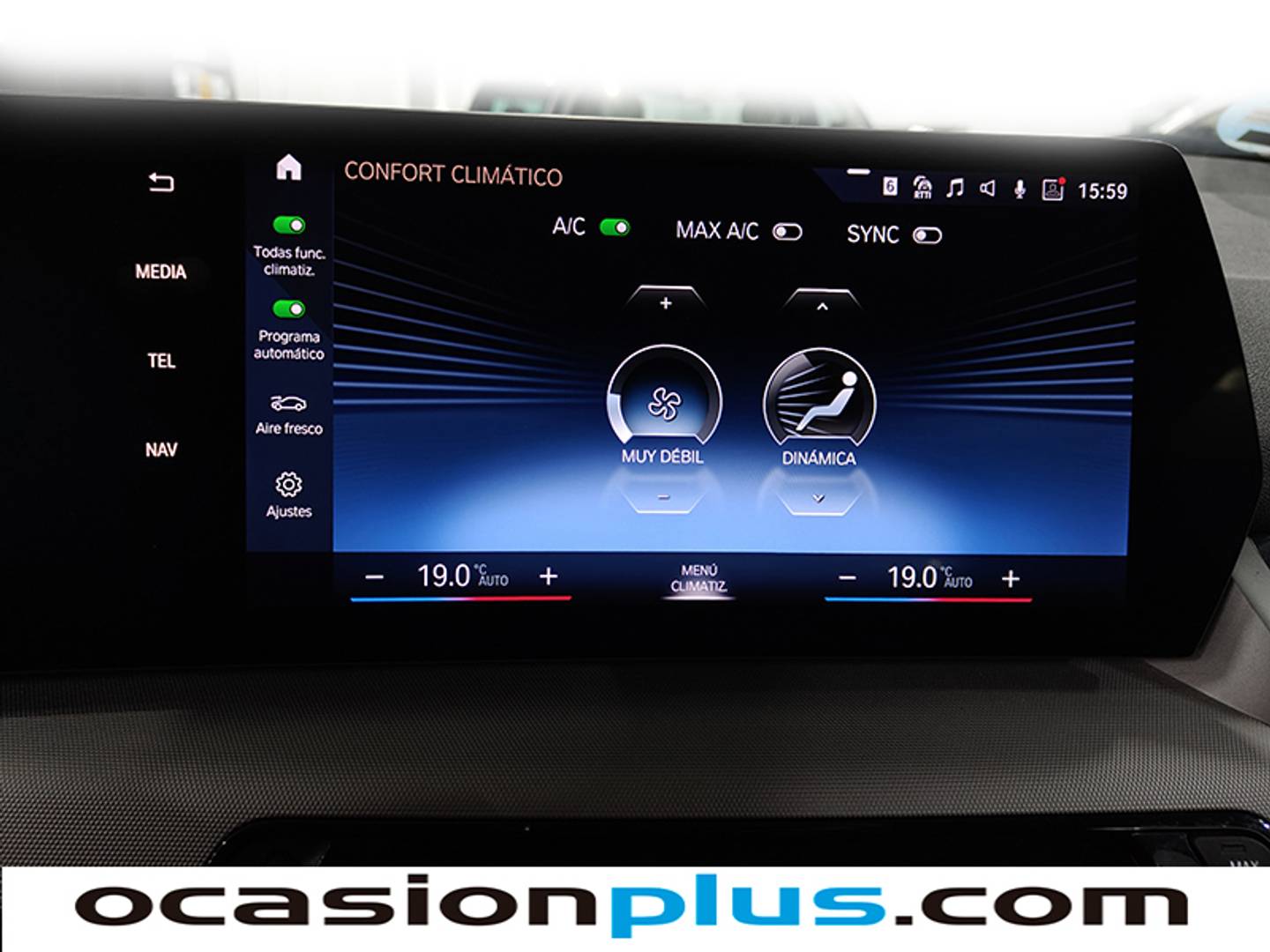 Foto BMW Serie 2 Active Tourer BMW Serie 2 218i Active Tourer (136 CV)