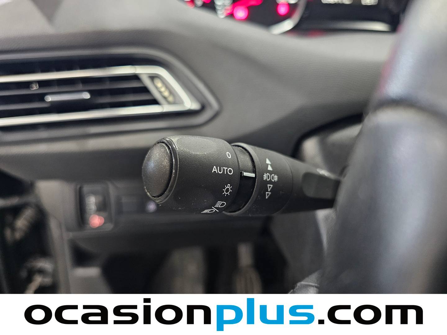 Peugeot 308 Peugeot 308 PureTech 130 S&S Style (130 CV) de segunda mano