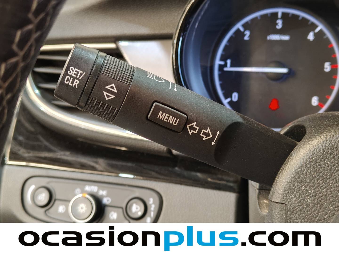 Foto Opel Mokka X Opel Mokka X 1.6 CDTI S&S Selective 4X2 Auto (136 CV)