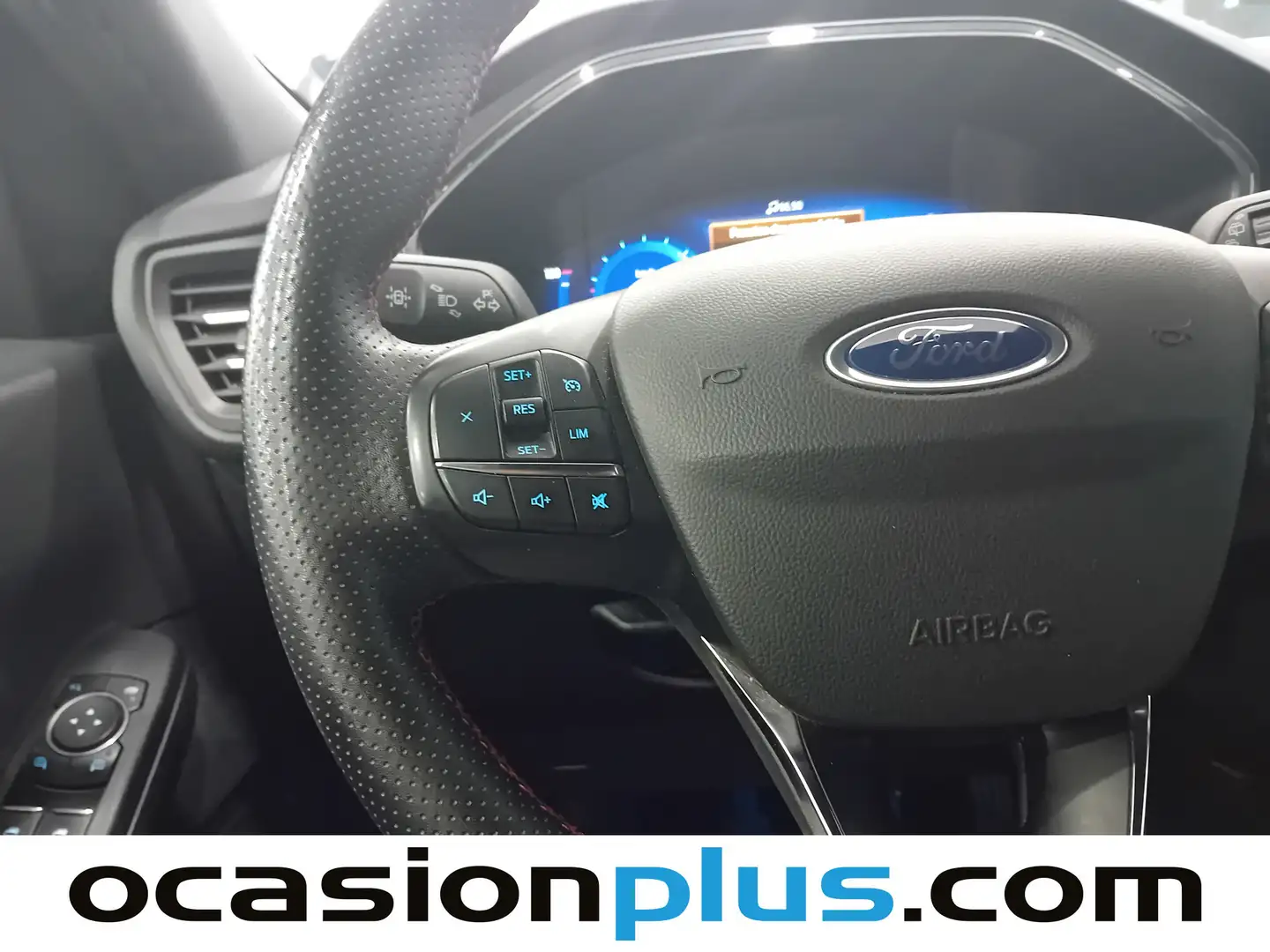 Foto Ford Kuga Ford Kuga 1.5 EcoBlue ST-Line (120 CV)