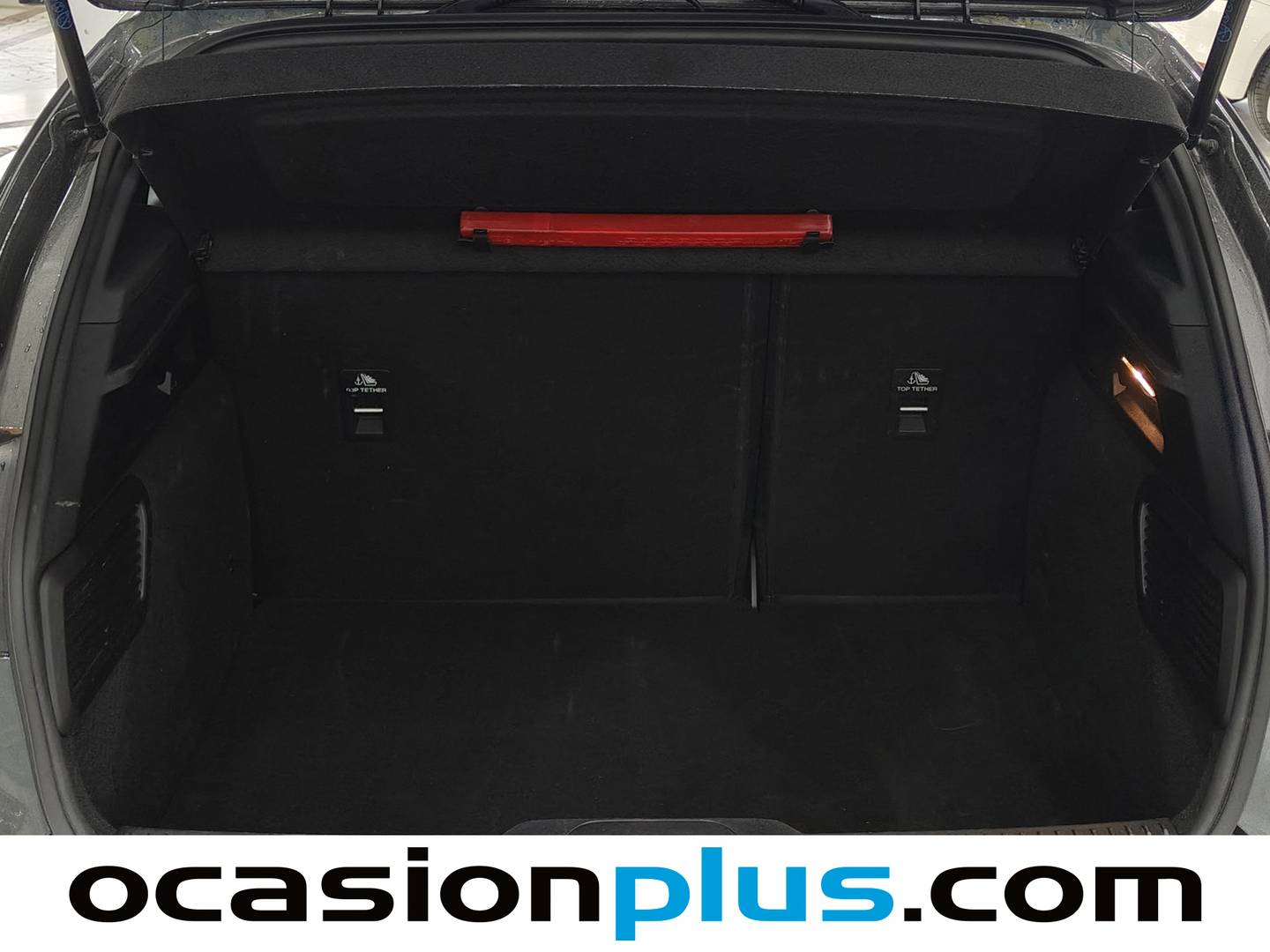 Fotos maletero Ford Focus Ford Focus 1.0 Ecoboost MHEV ST-Line Auto (155 CV)