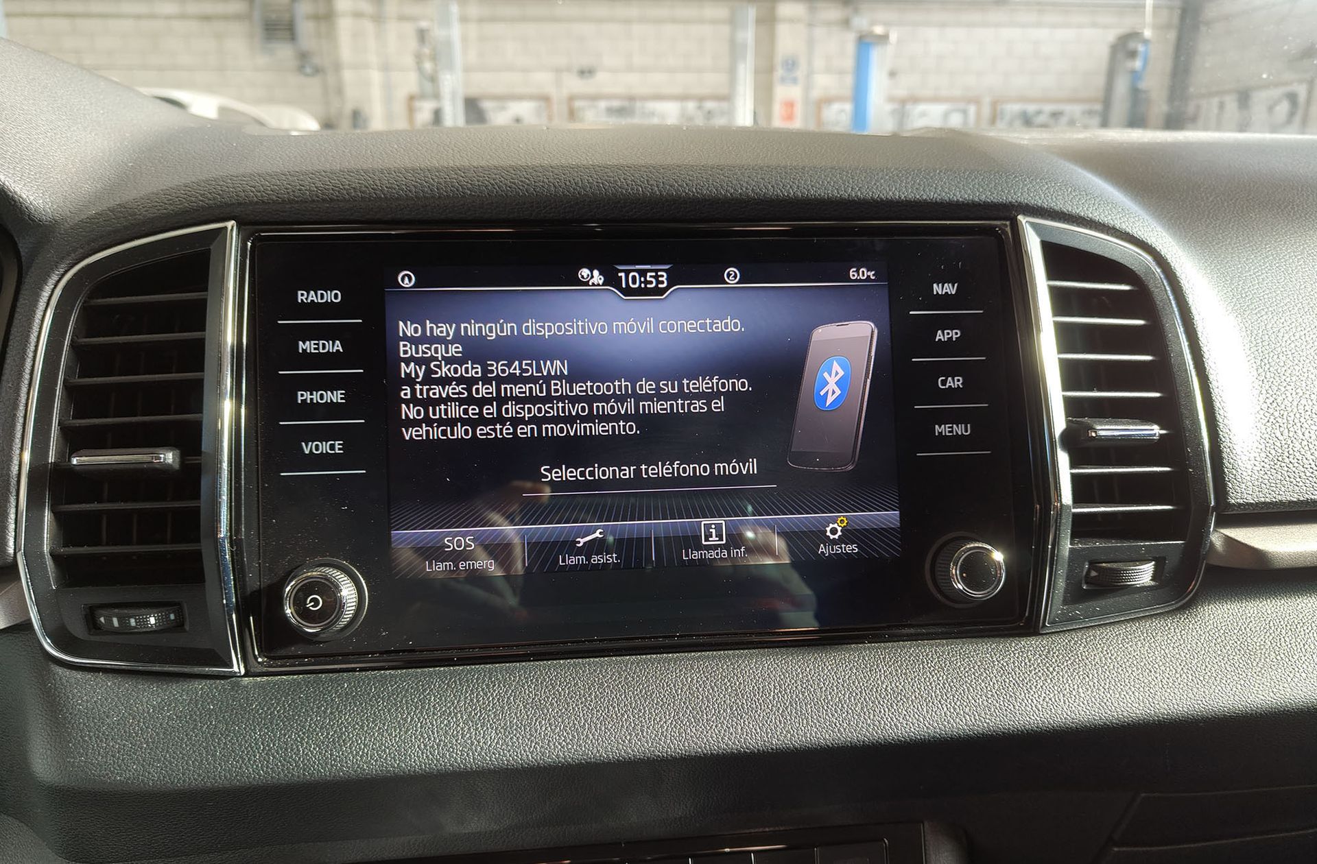 Škoda Karoq 2.0 TDI Ambition 4x4 DSG - foto 30